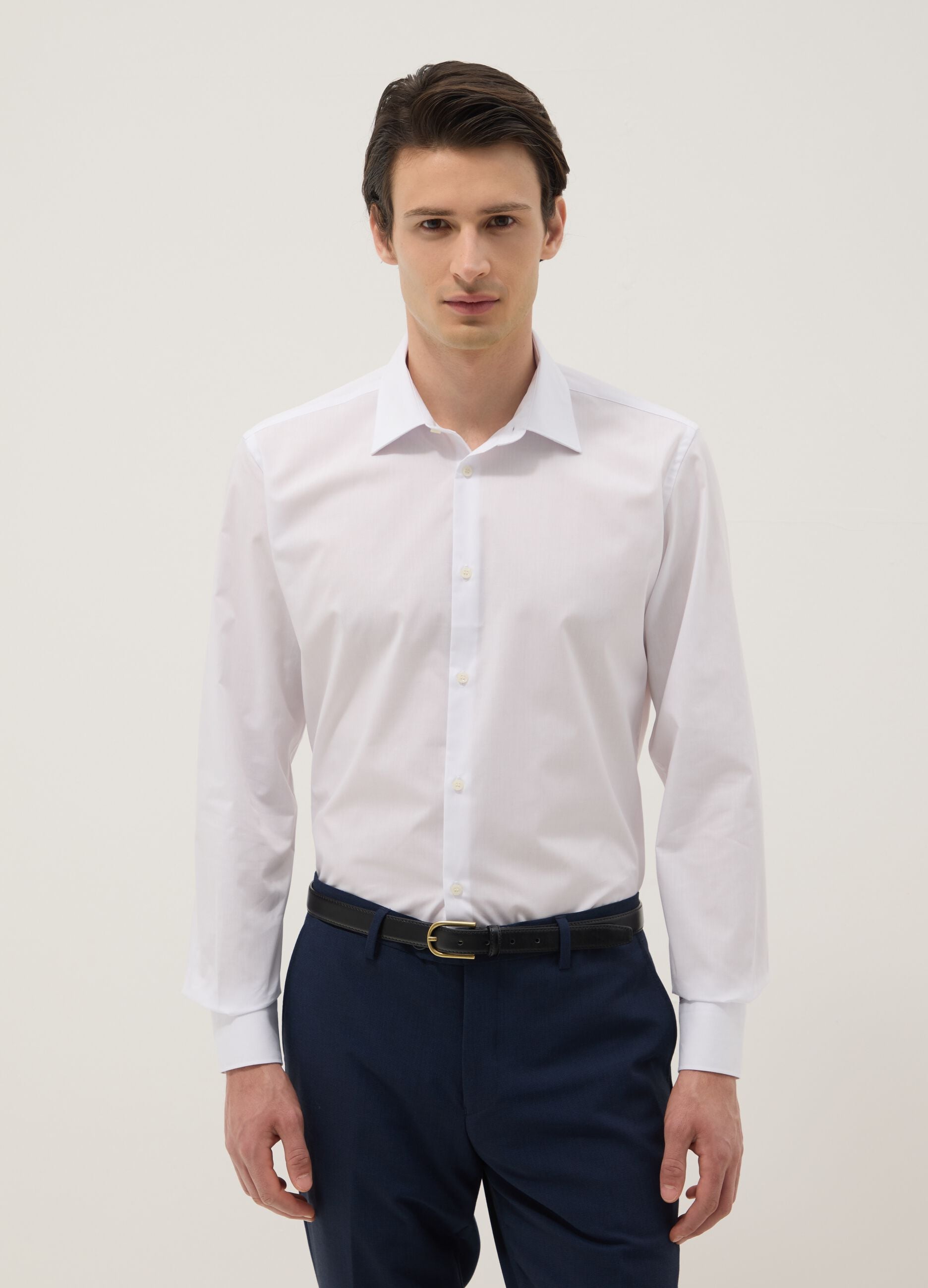 White long-sleeve cotton blend slim fit easy iron shirt