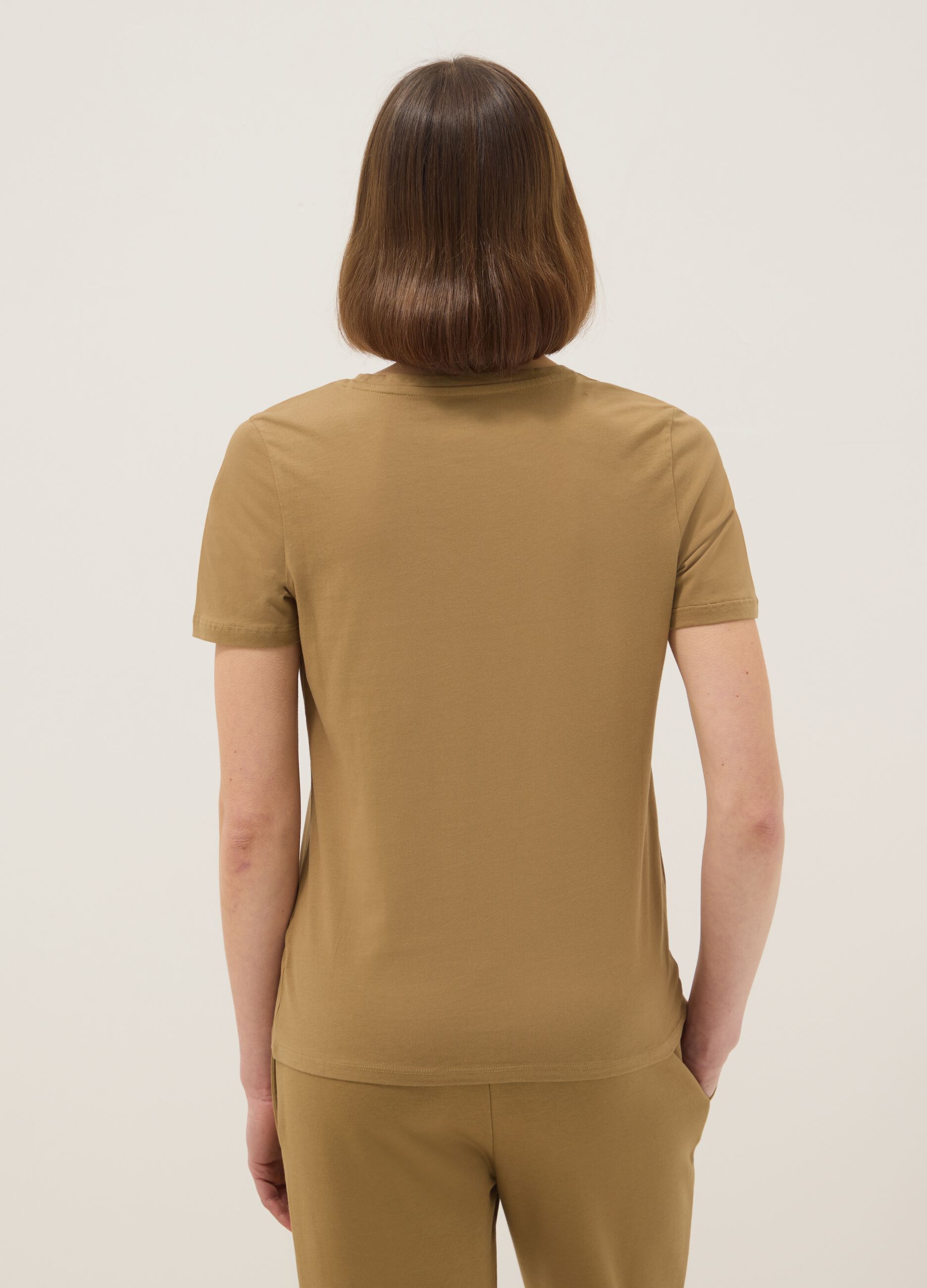 Brown pure cotton V-neck regular fit t-shirt