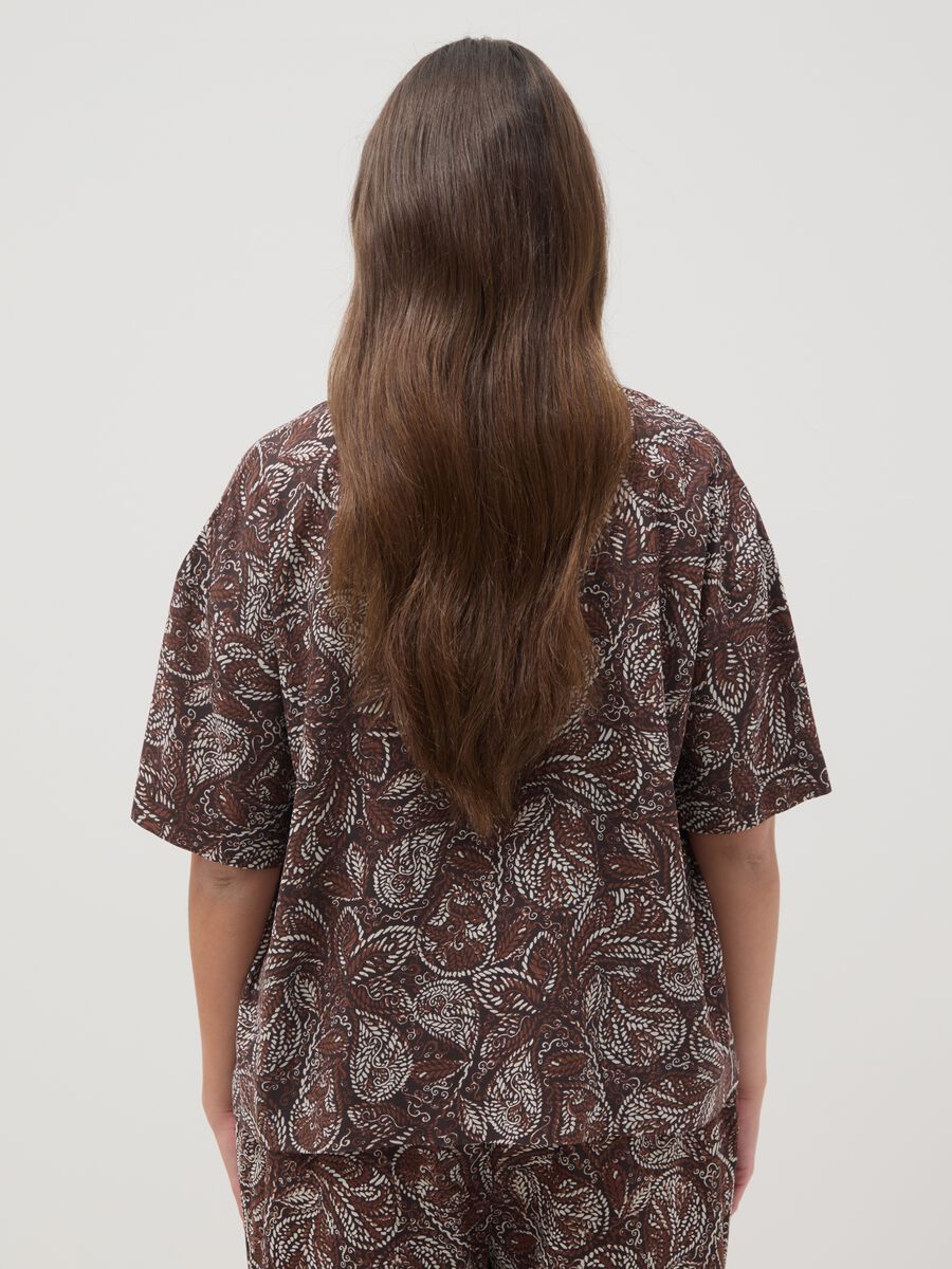 Camicia marrone in pura viscosa con stampa paisley_3