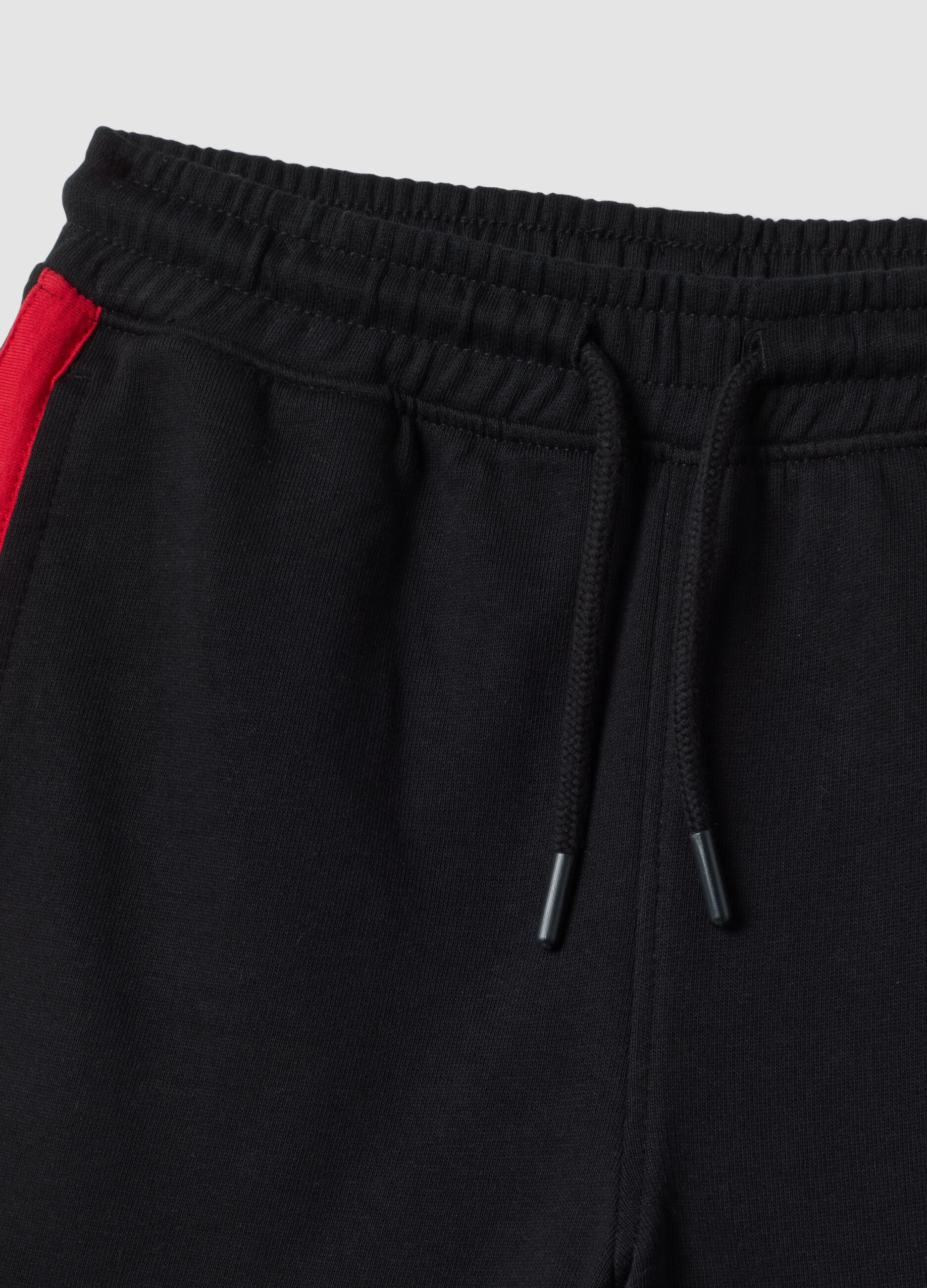 Boys&rsquo; black pure cotton Chicago Bulls print shorts