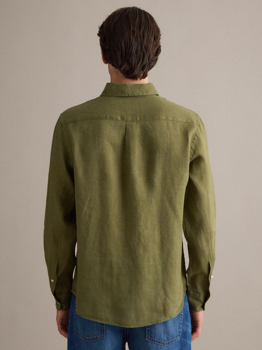 Green pure linen shirt with button-down collar, regular fit_3
