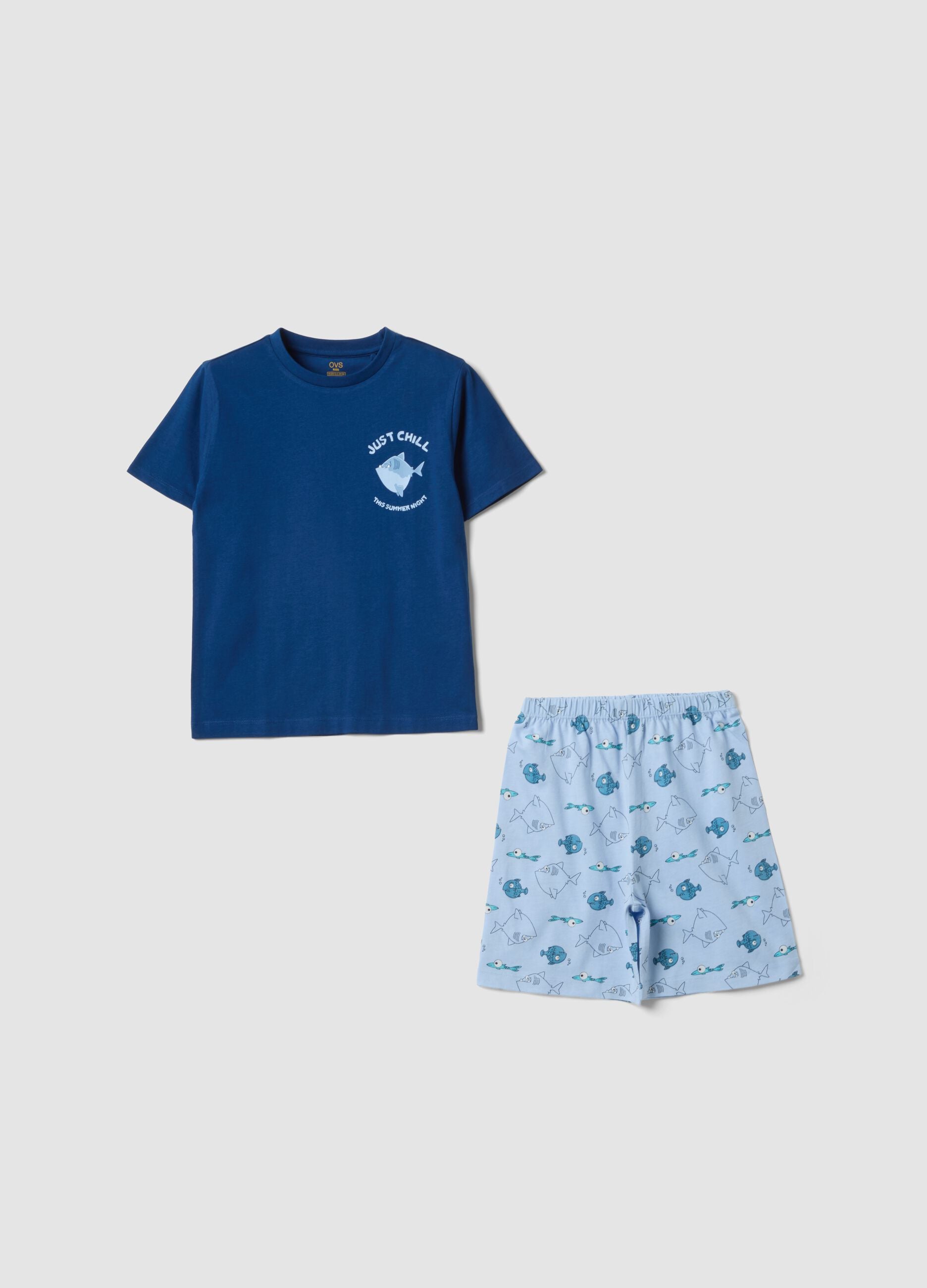 Boys&rsquo; multicolour pure cotton short pyjamas with fish print