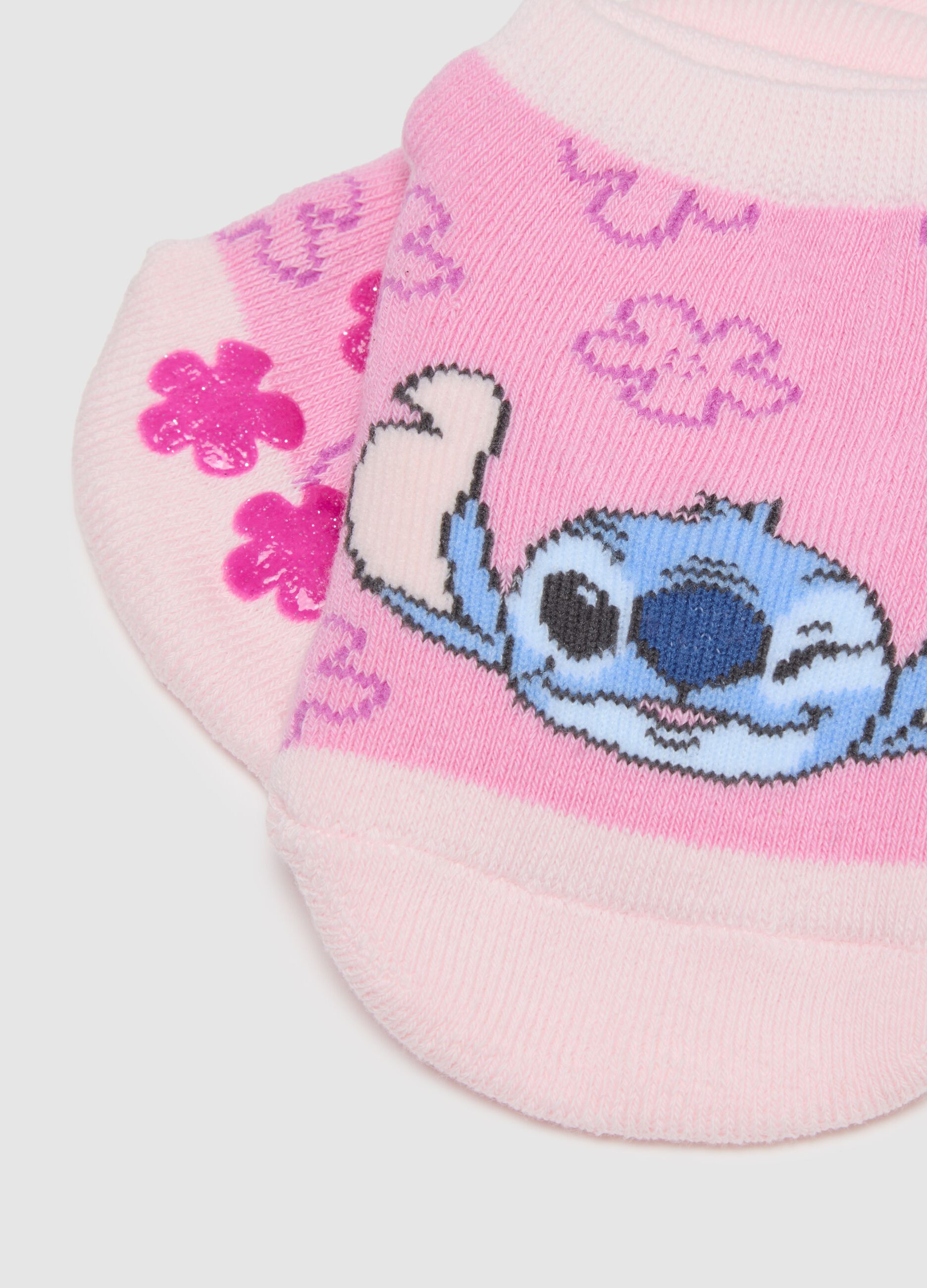 Non-slip pink cotton blend socks for girls with patterns
