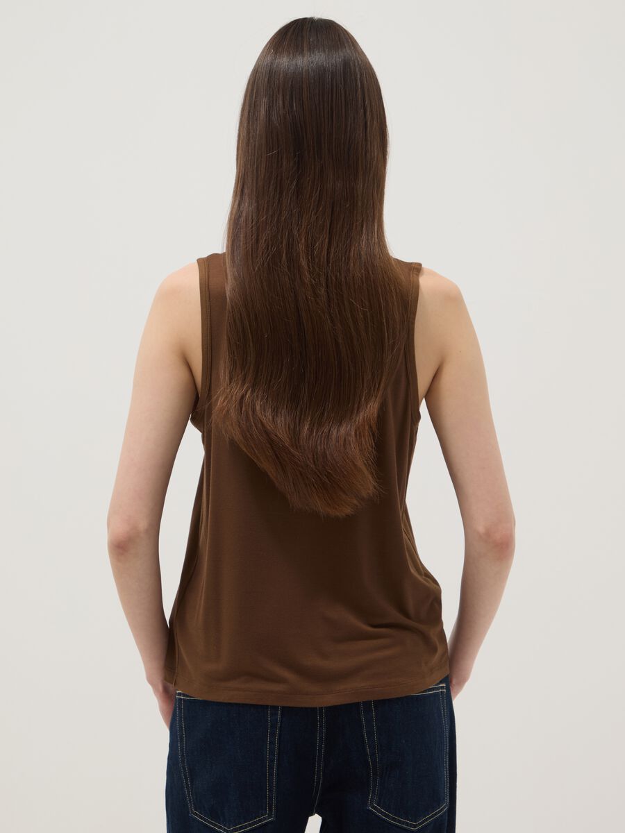 Brown stretch viscose tank top, regular fit_3