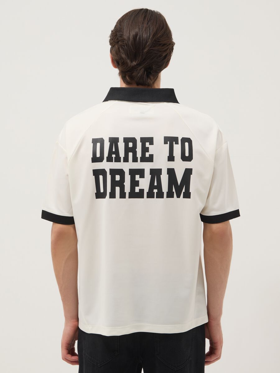 White regular-fit T-shirt with contrast collar and Jeep logo_3