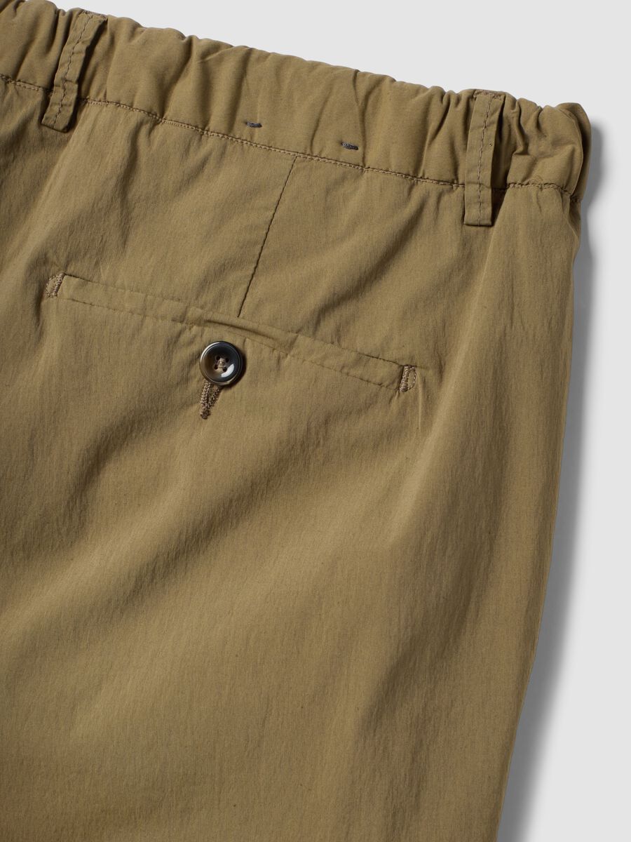 Brown stretch-cotton chino trousers_5