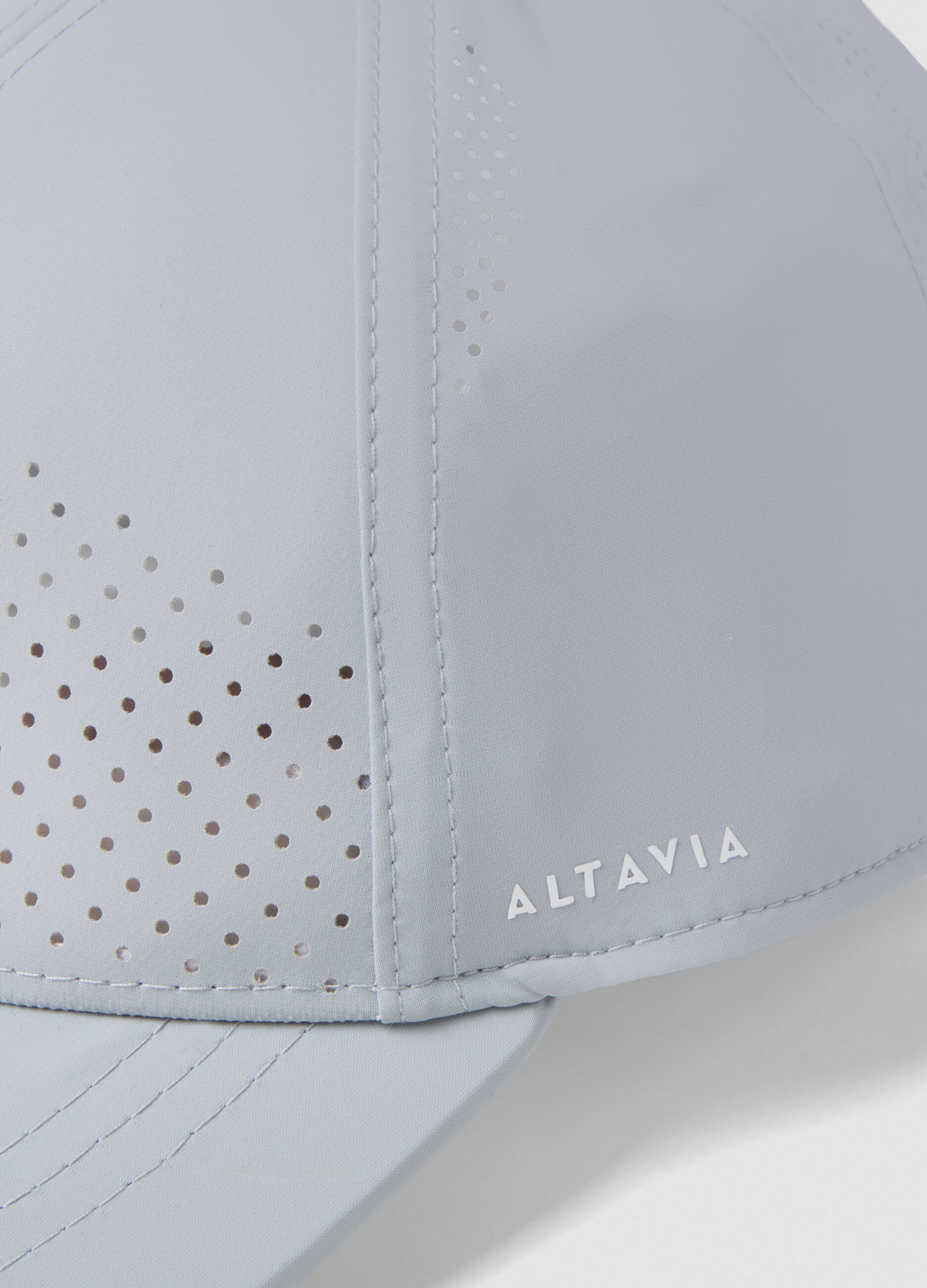 Cappellino sportivo grigio in tessuto elasticizzato con visiera ALTAVIA COURT
