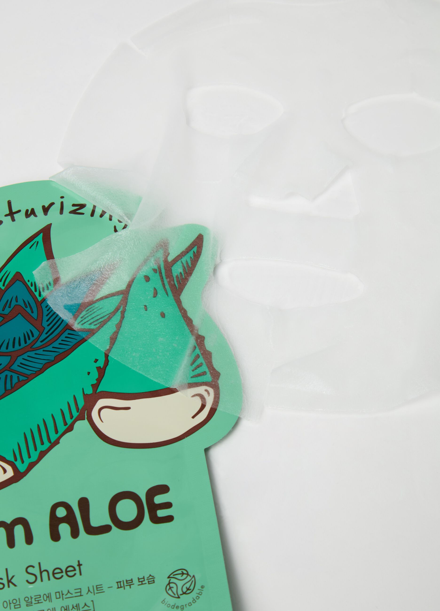 Moisturising fabric mask - Korean skincare
