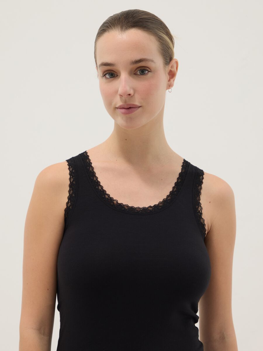 Regular fit black stretch cotton vest with lace trim_1