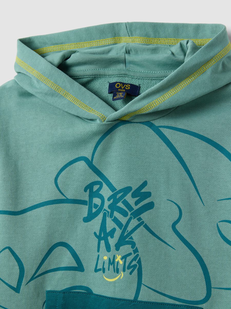 Green oversized pure cotton hoodie for boys_2