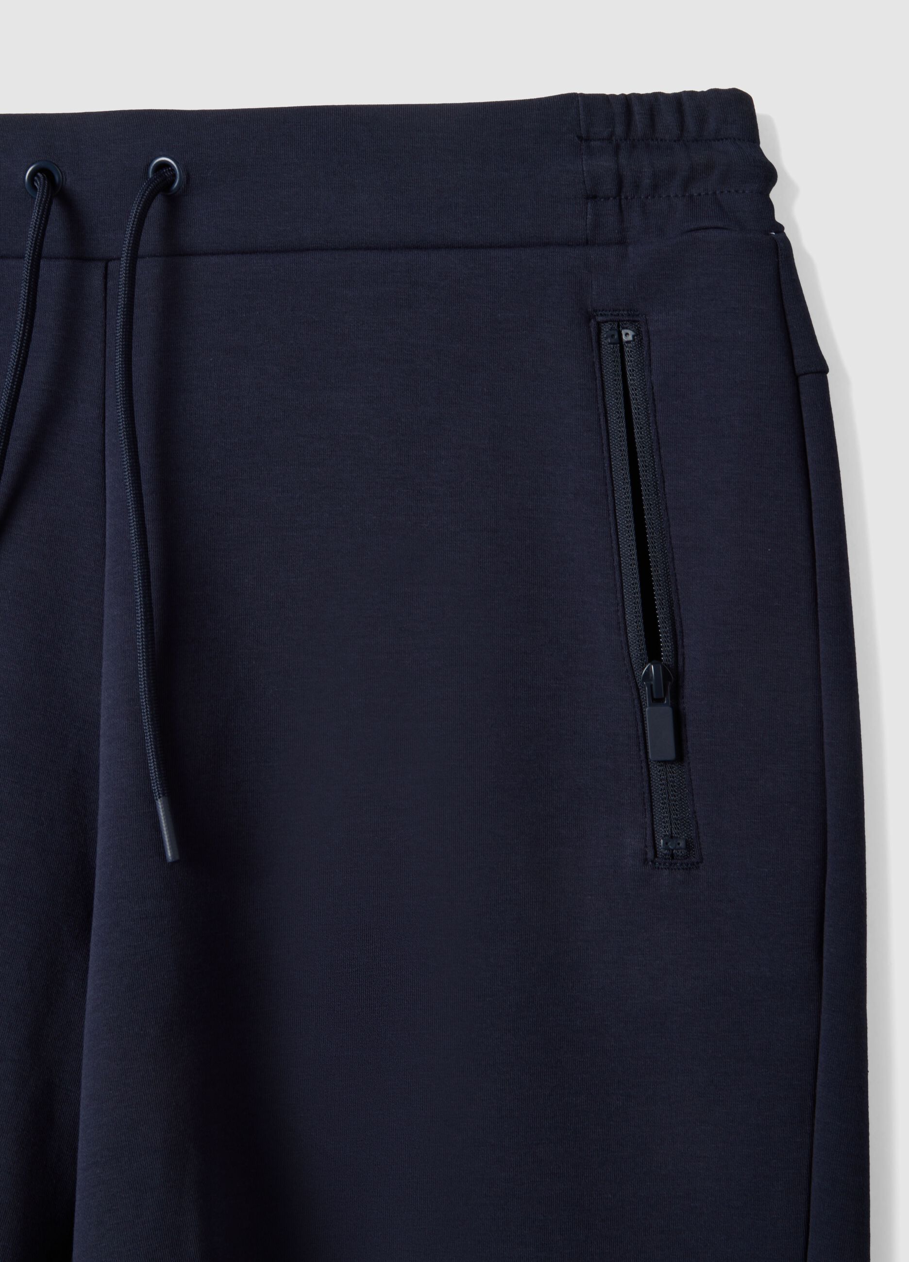 Bermuda in misto cotone elasticizzato blu regular fit