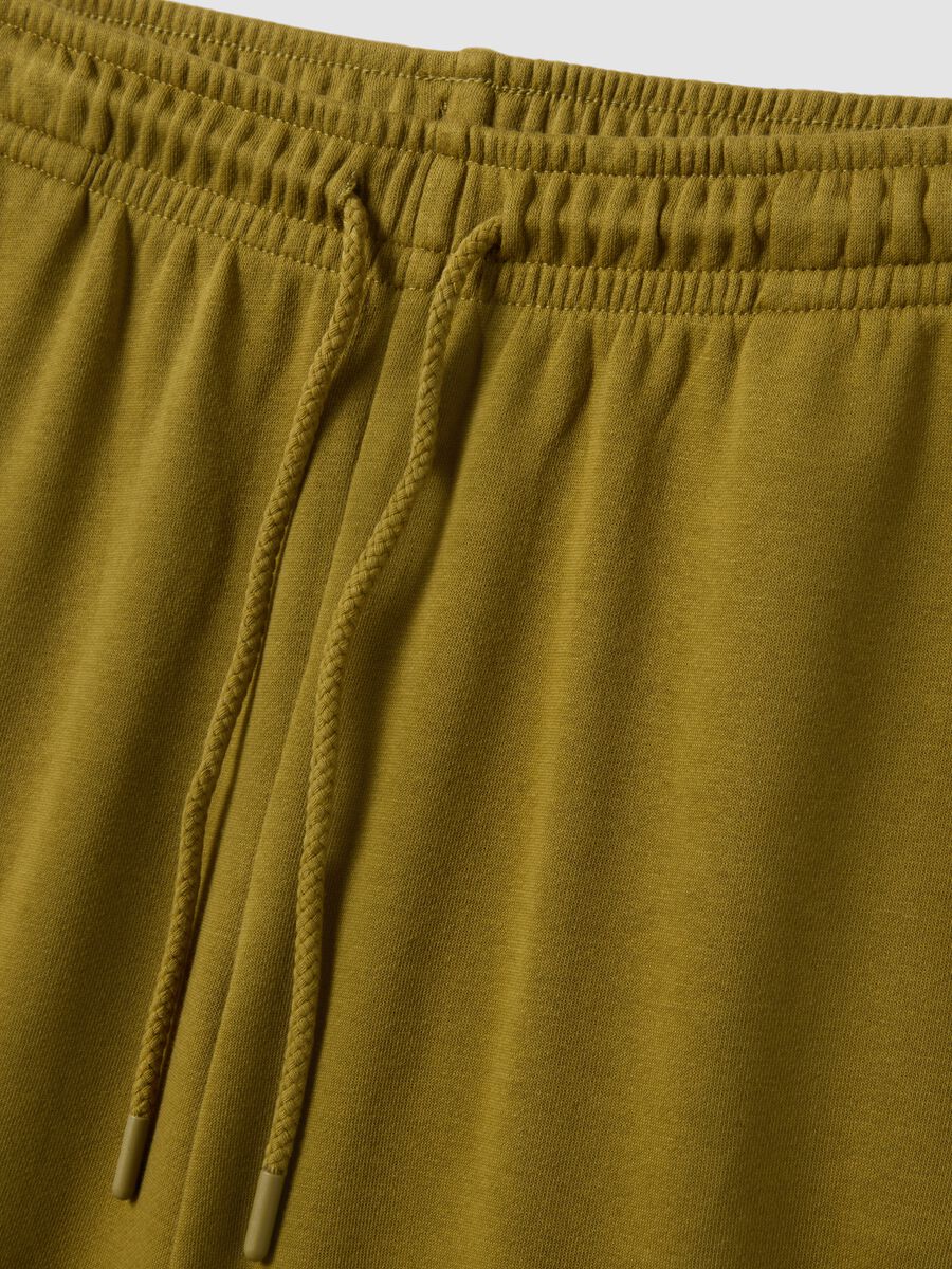 Green cotton-blend regular-fit shorts with elasticated waistband_5