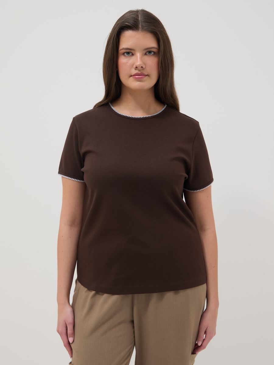 T-shirt a maniche corte in puro cotone marrone regular fit_1
