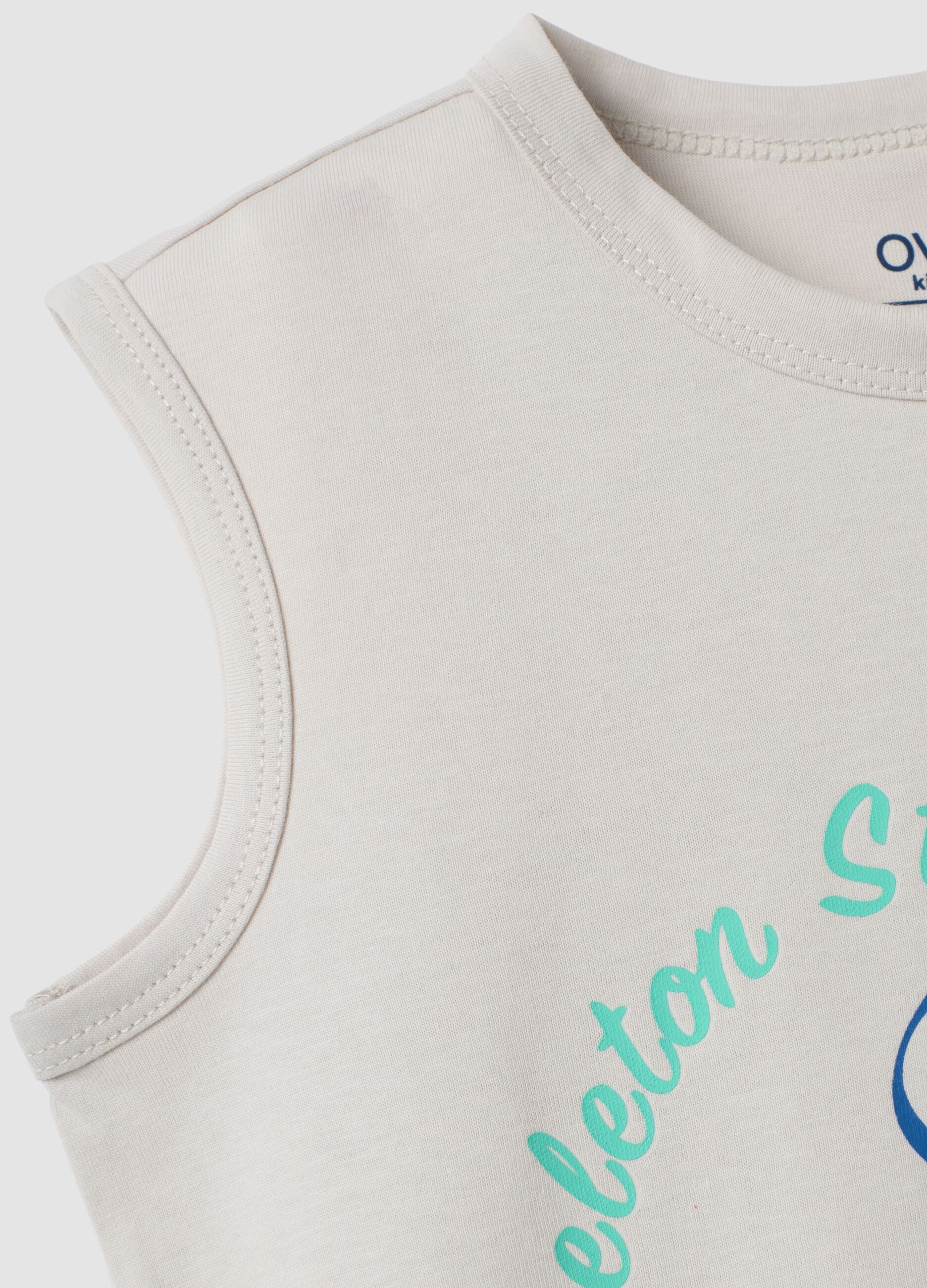 White pure cotton kids&rsquo; vest with surf print, regular fit