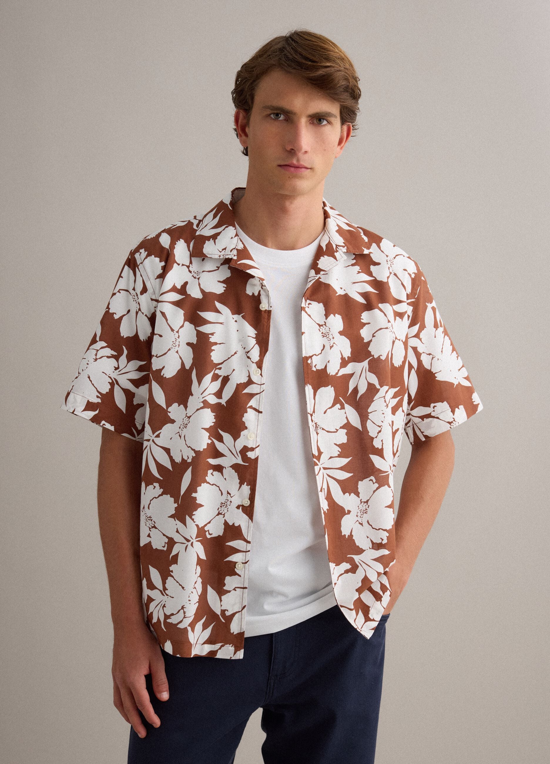 Multicolour regular-fit pure cotton shirt with floral print