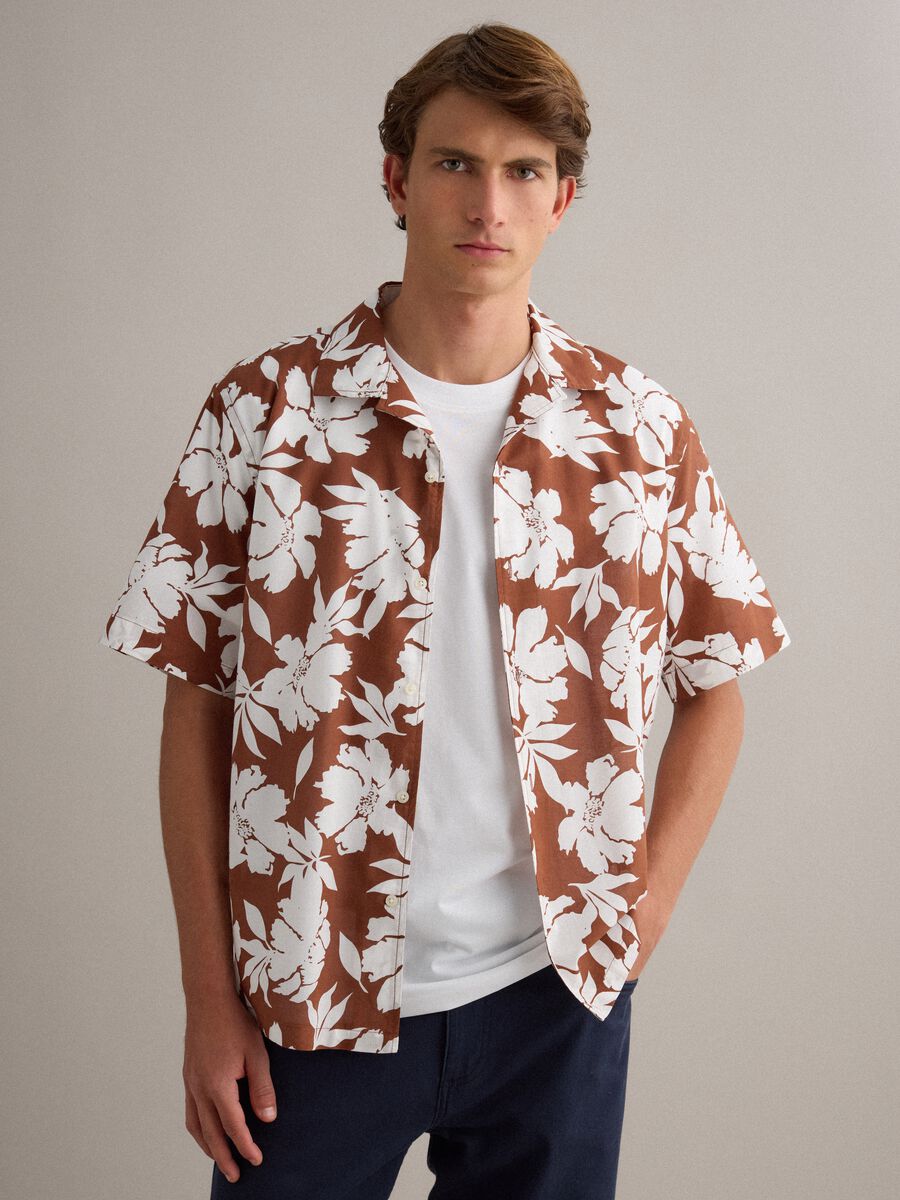 Multicolour regular-fit pure cotton shirt with floral print_1