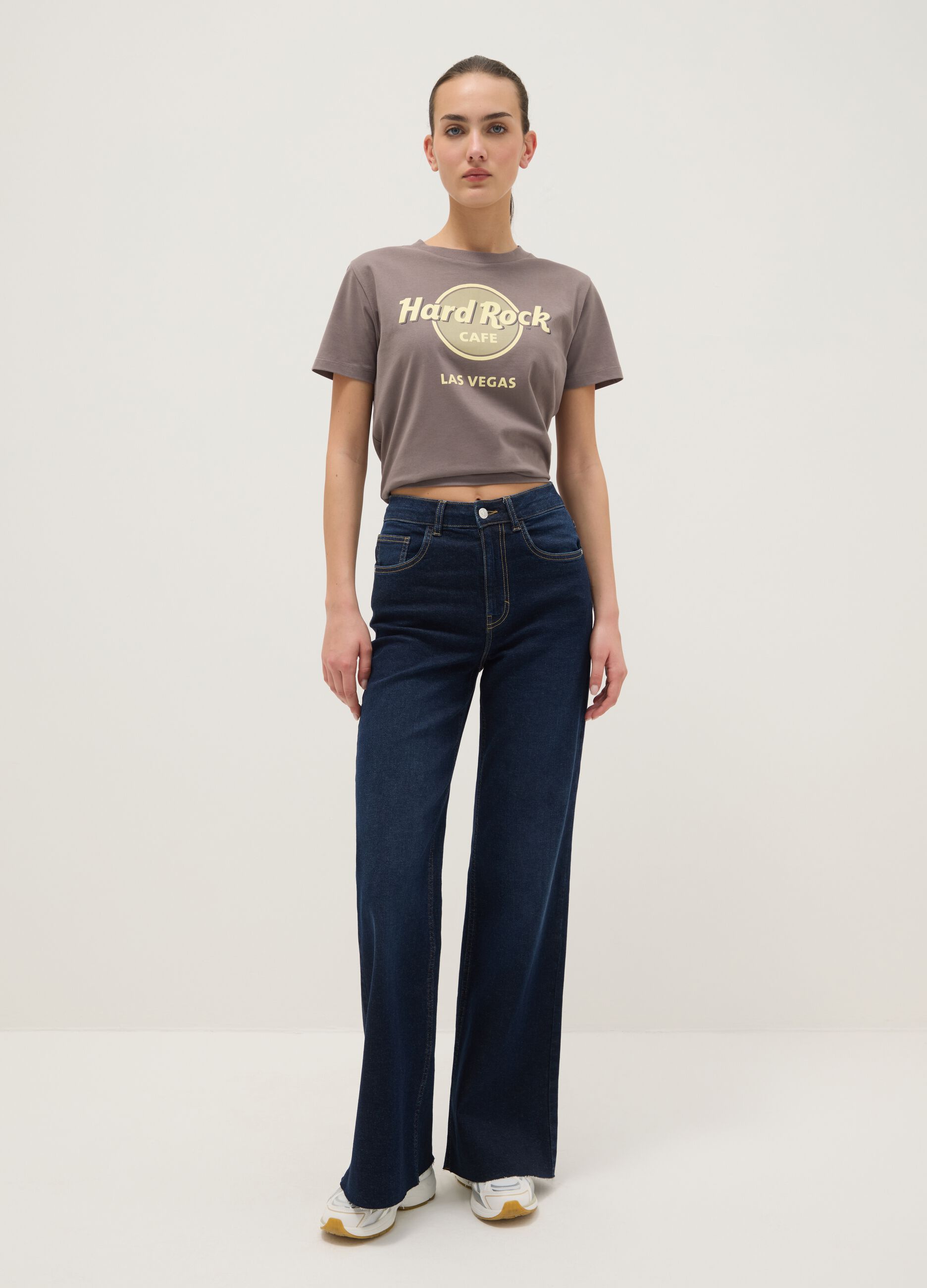 Grey pure cotton regular fit T-shirt with Hard Rock Cafe logo