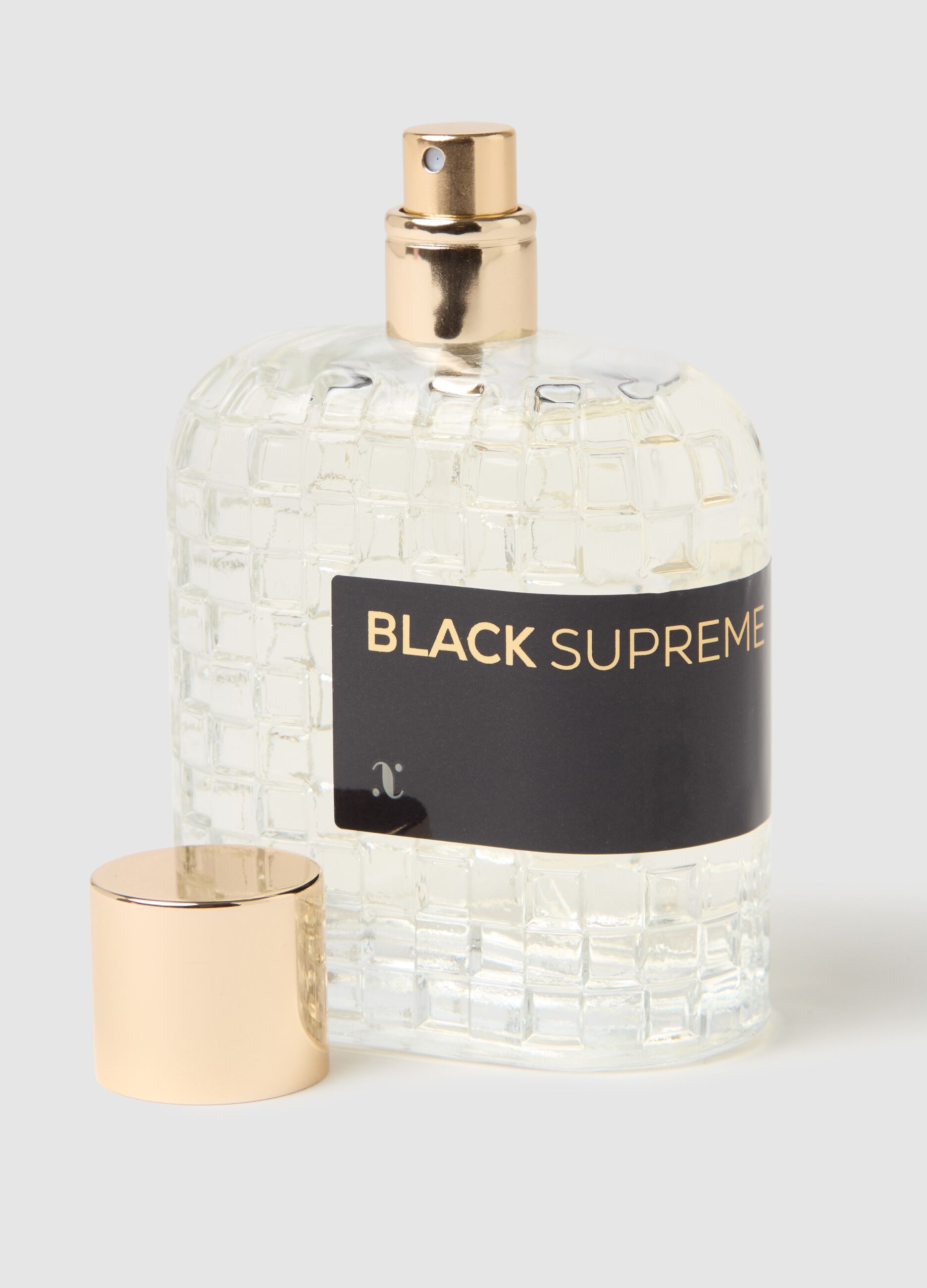 Black Supreme - a woody and amber extract