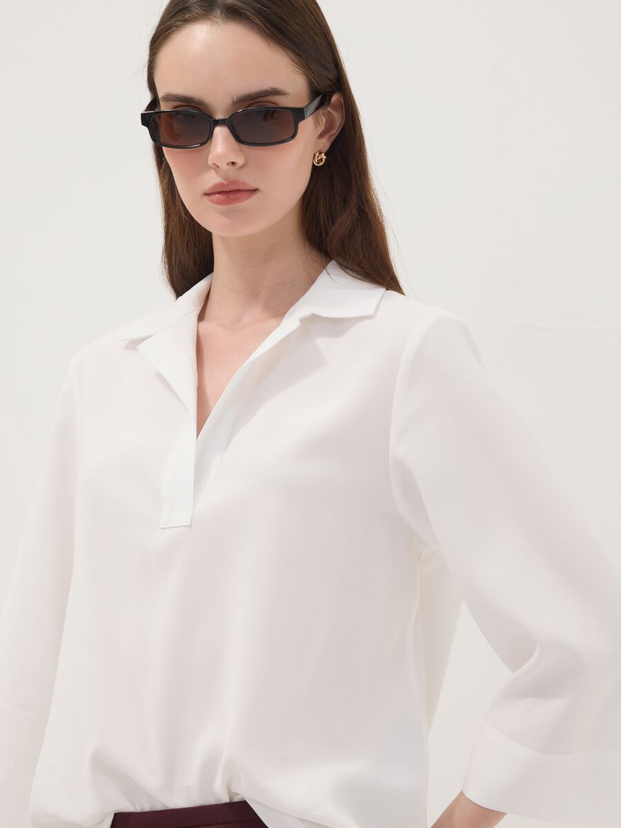 White viscose-blend shirt with classic collar_1