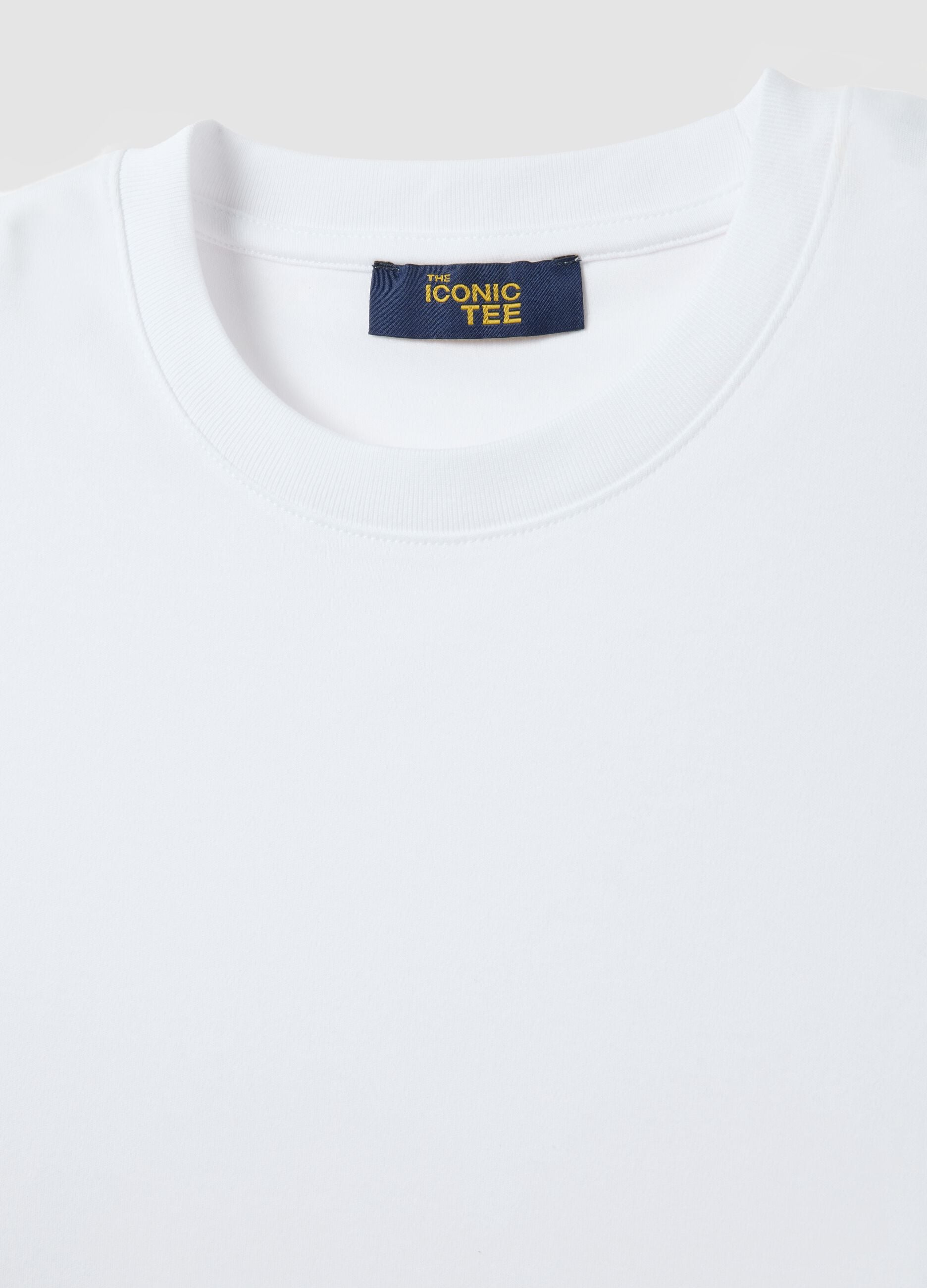 White Iconic Tee T-shirt in pure cotton relaxed fit
