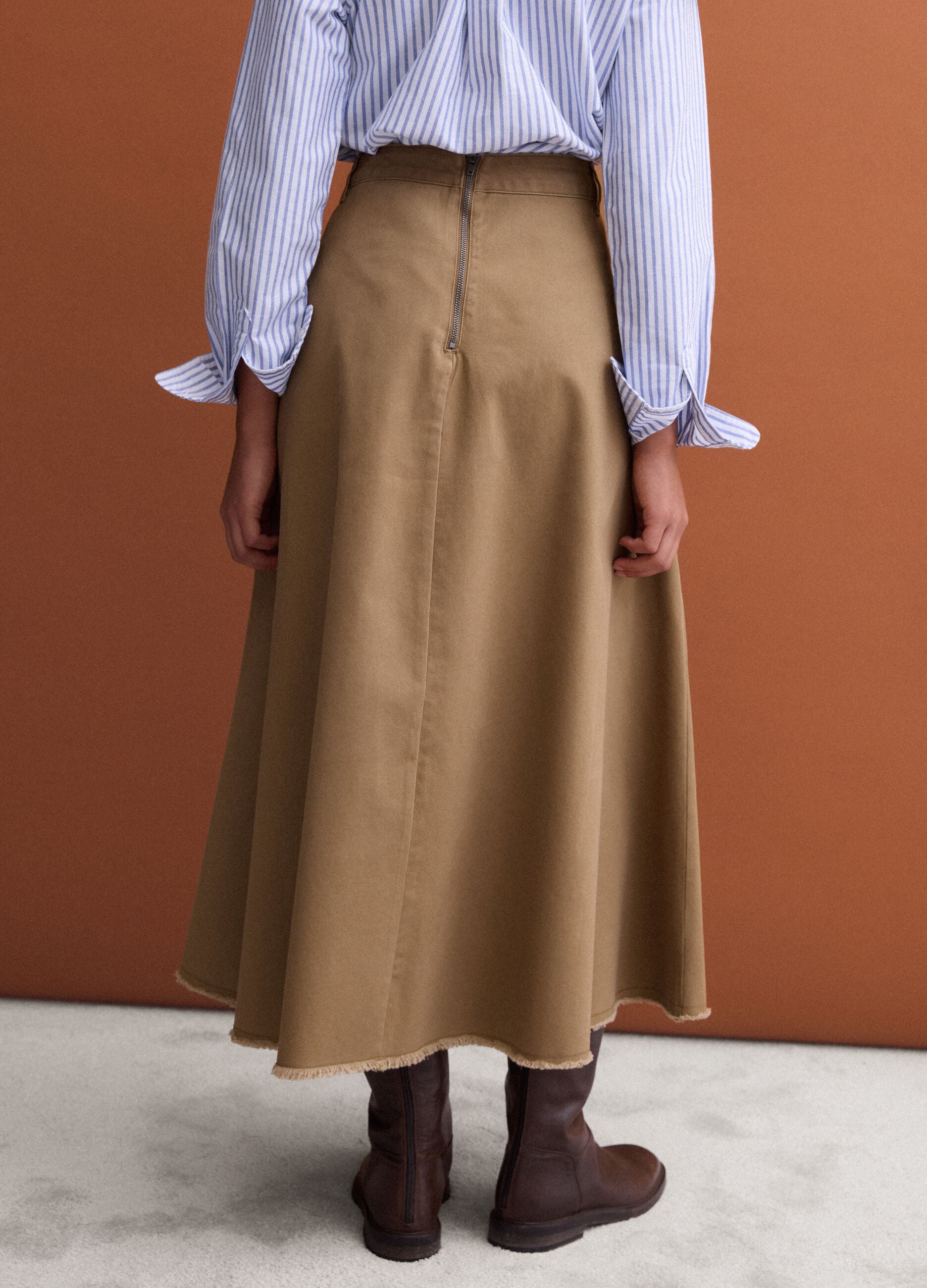 Brown midi skirt in pure cotton