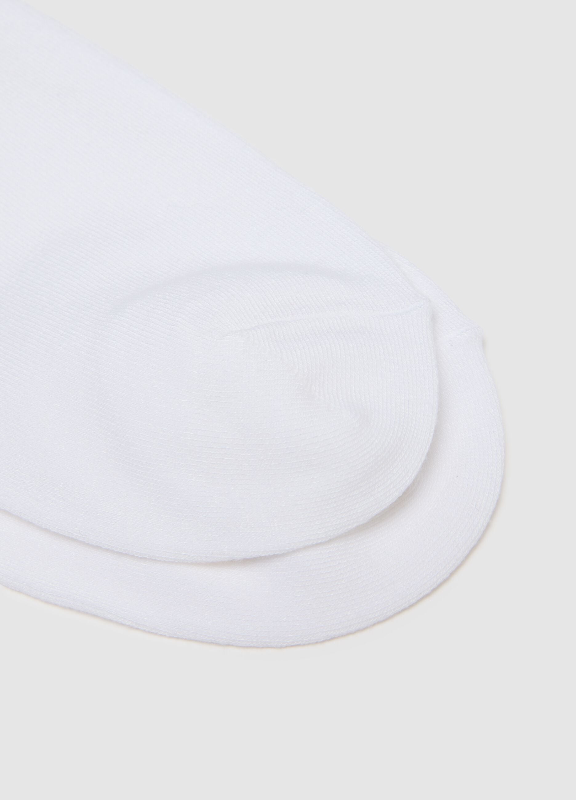 Tripack of regular fit white sport socks