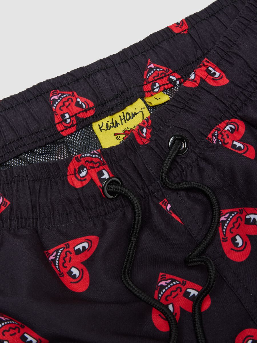 Black beach boxers with Keith Haring heart prints_5