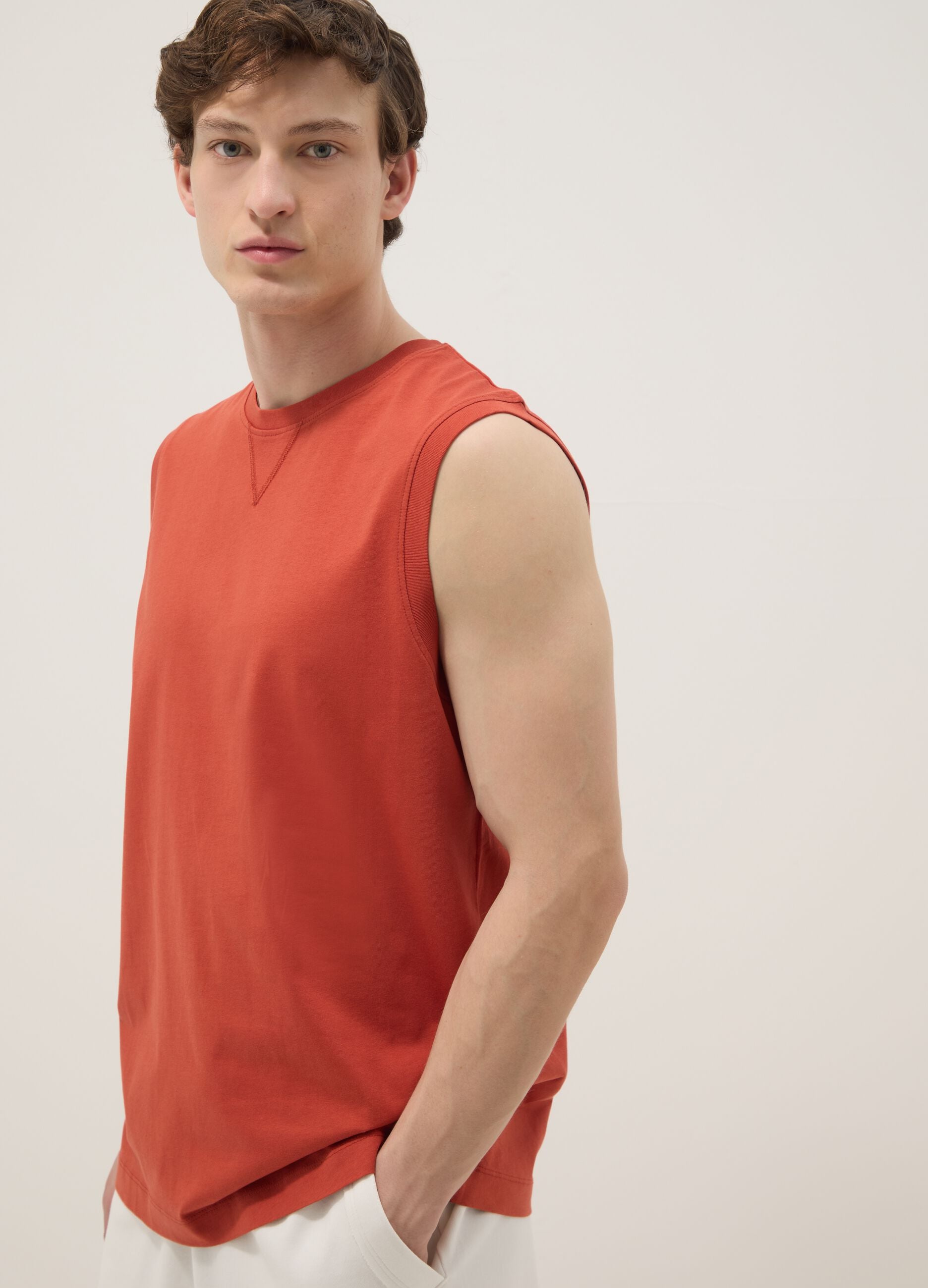Red crew-neck pure cotton relaxed-fit vest top