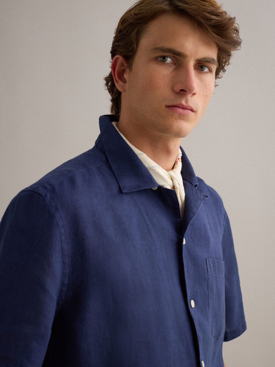 Blue pure linen short-sleeved bowling-collar shirt, regular fit_1