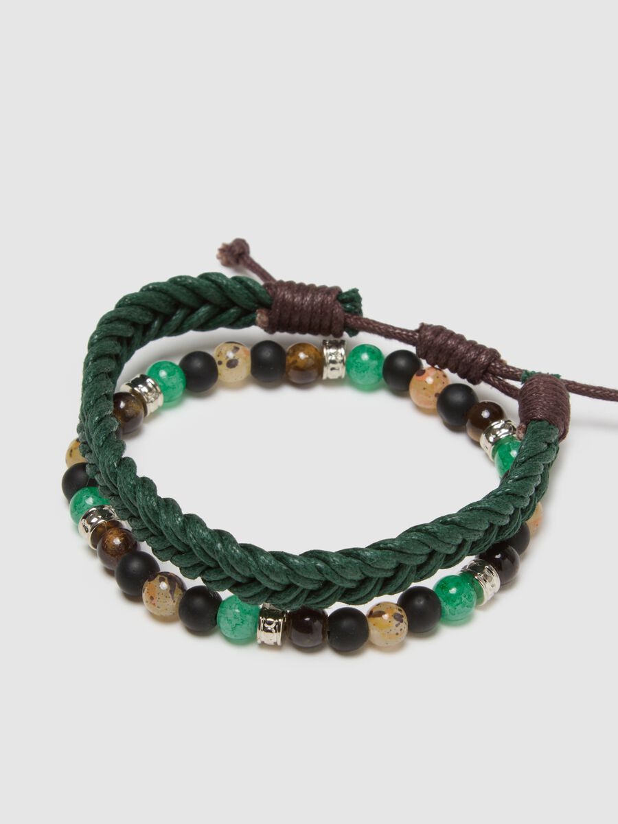 Bipack bracciali multicolor con perline in vetro e design intrecciato_1