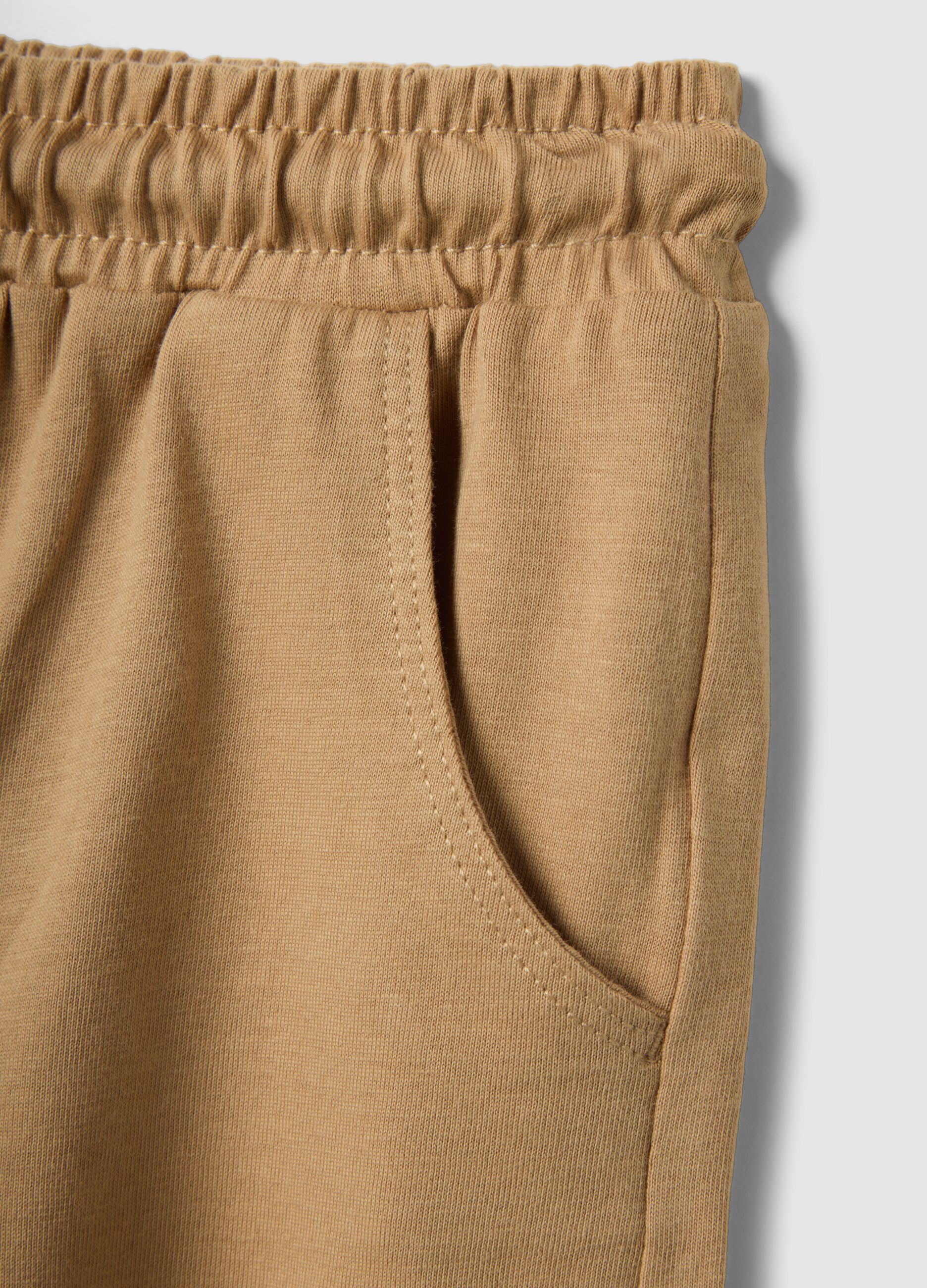 Beige pure cotton boys&rsquo; shorts, regular fit