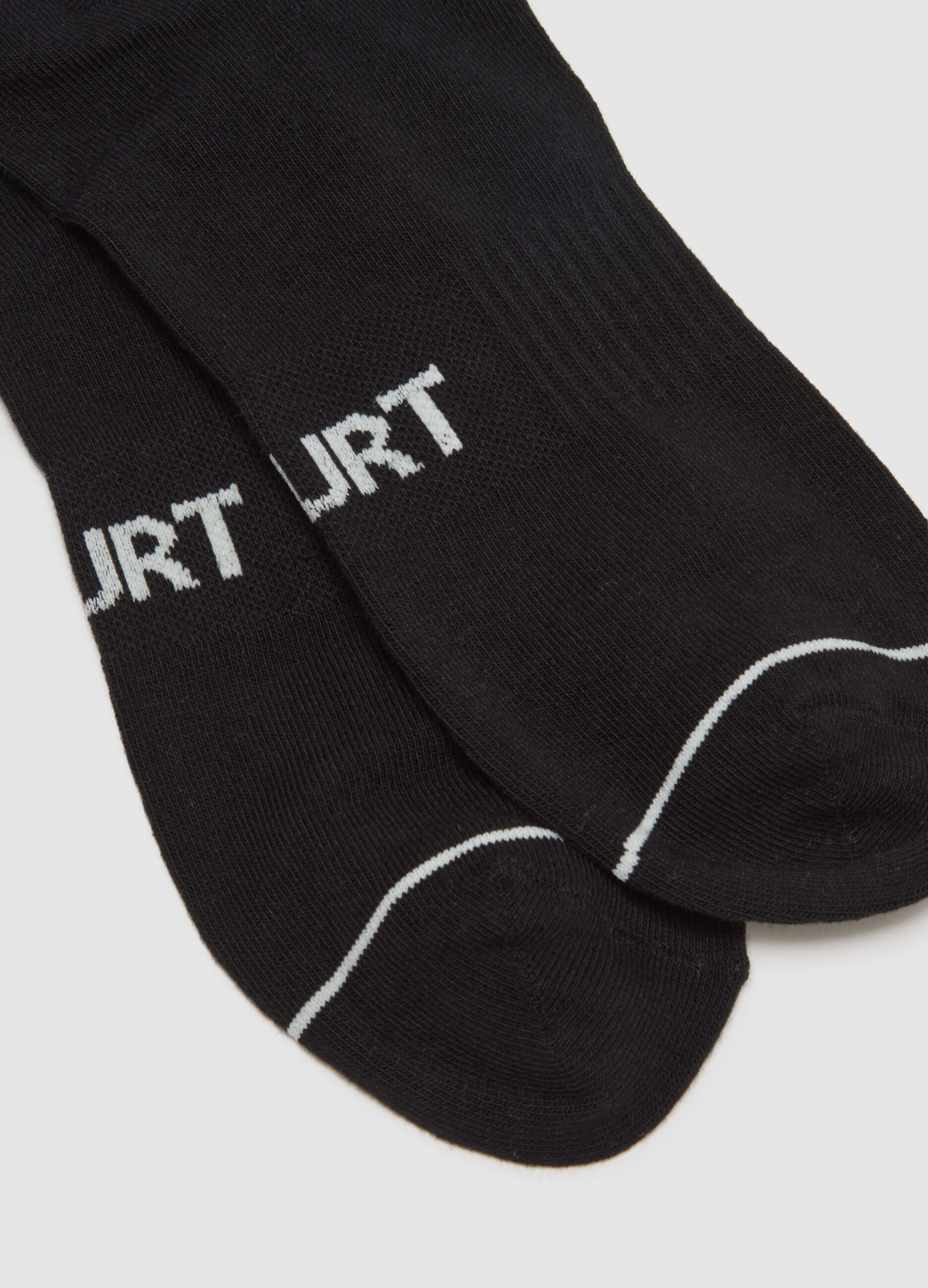 Two-pack black ankle sports socks in cotton blend with stripes