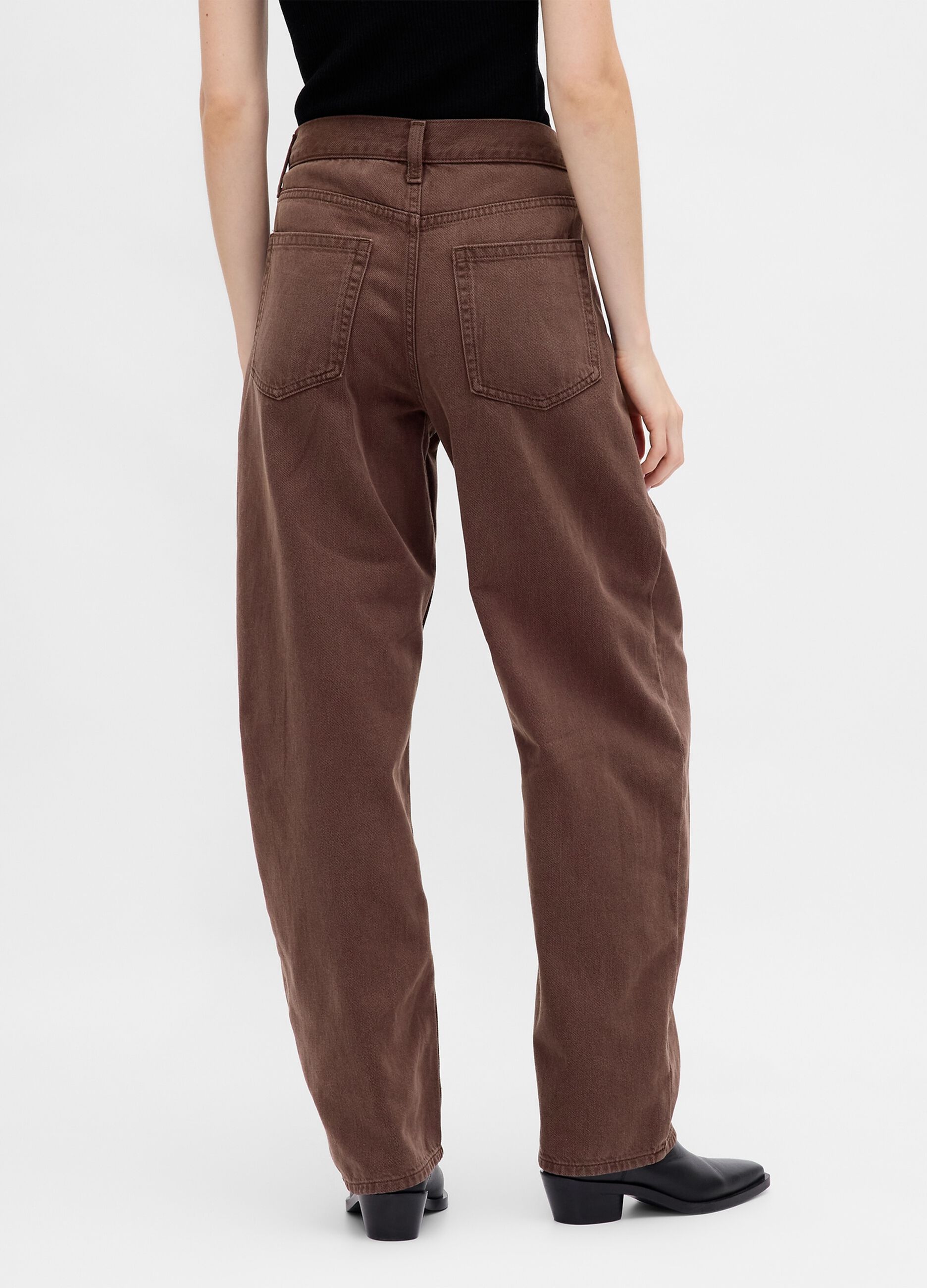 Brown jeans made of cotton and lyocell