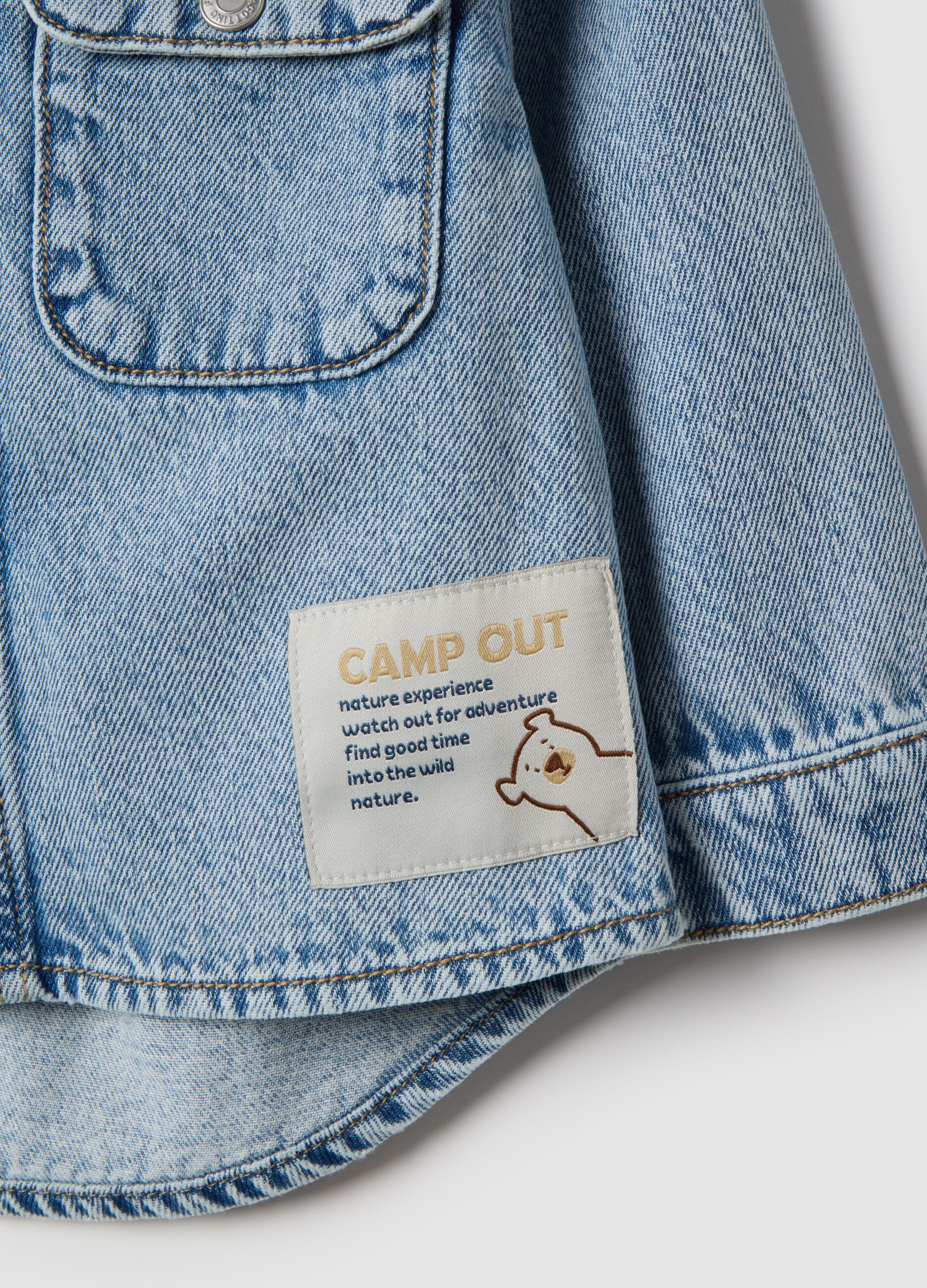 Regular fit blue denim shirt with hood for boys