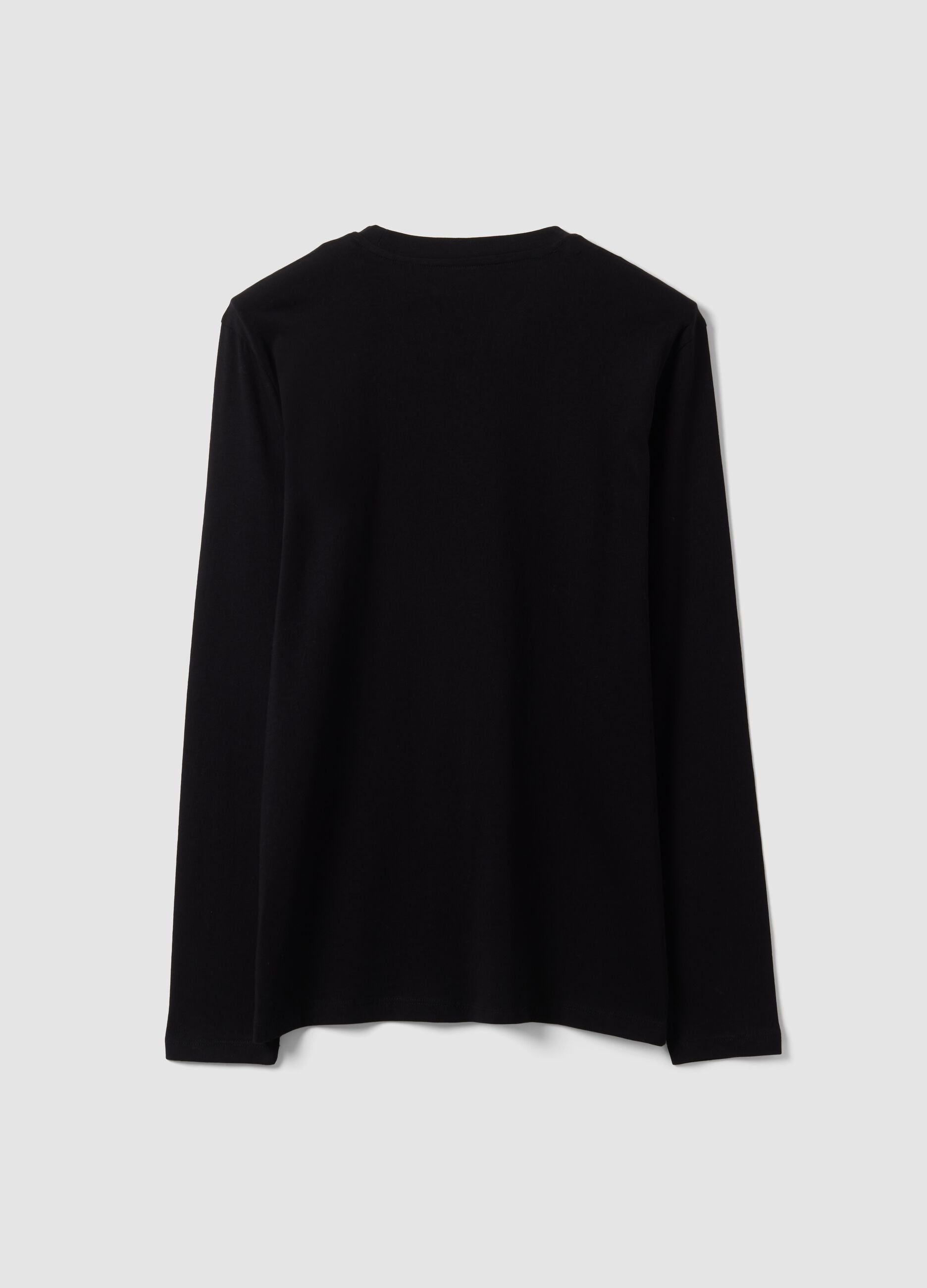 Black long-sleeve T-shirt in 100% organic cotton with crew neck