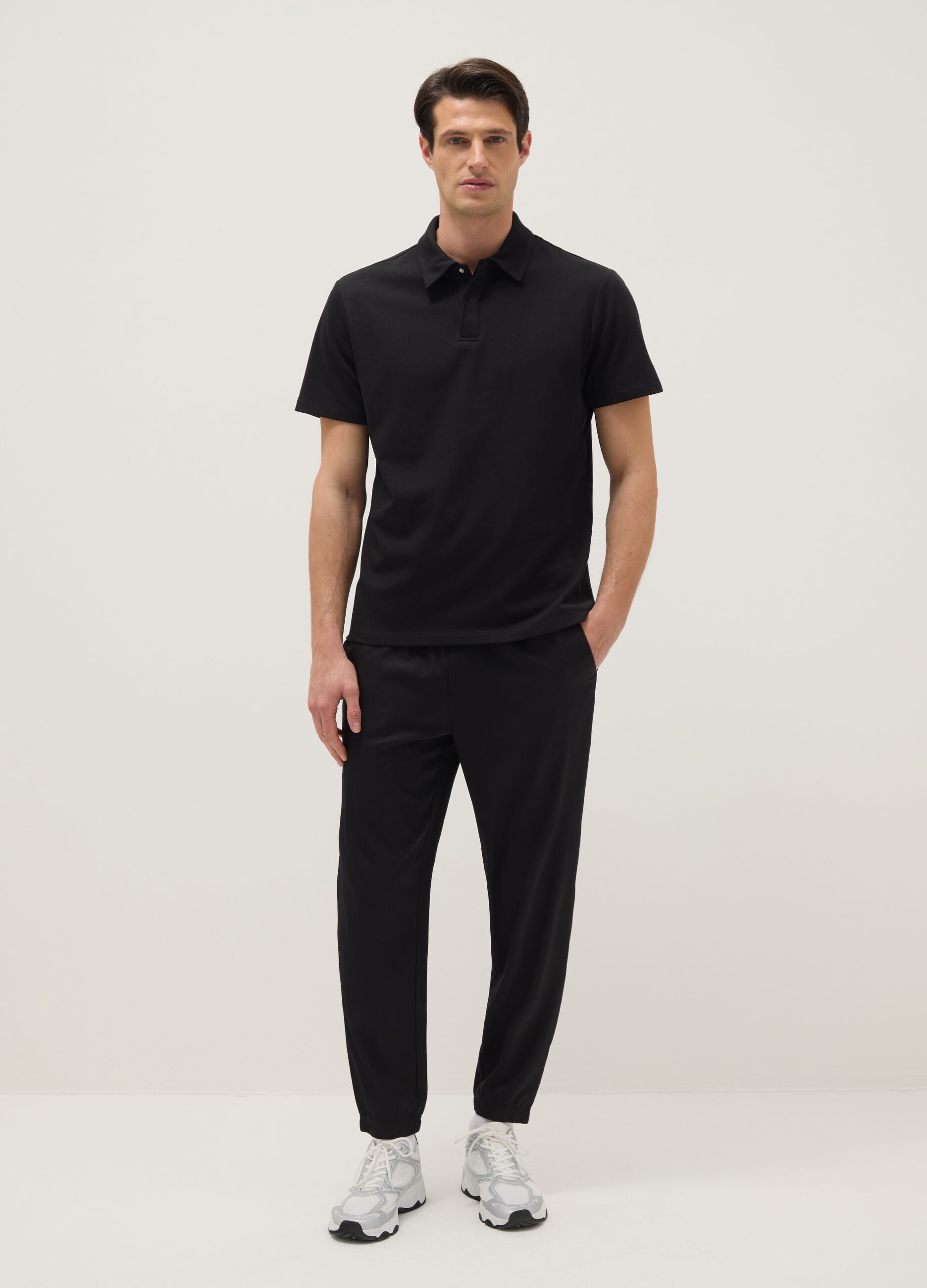 Black short-sleeved cotton blend polo regular fit