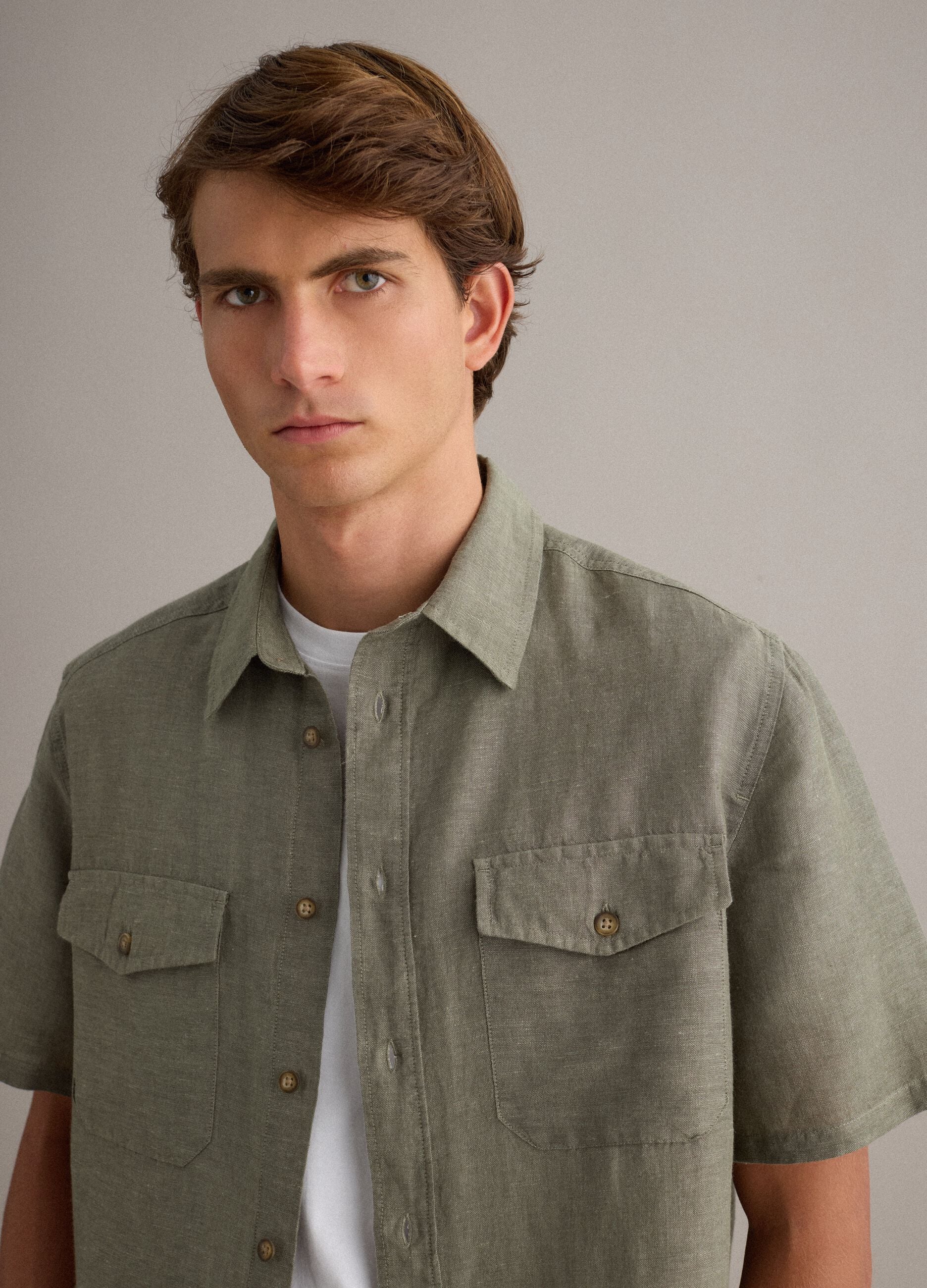 Regular fit green shirt in linen-cotton blend
