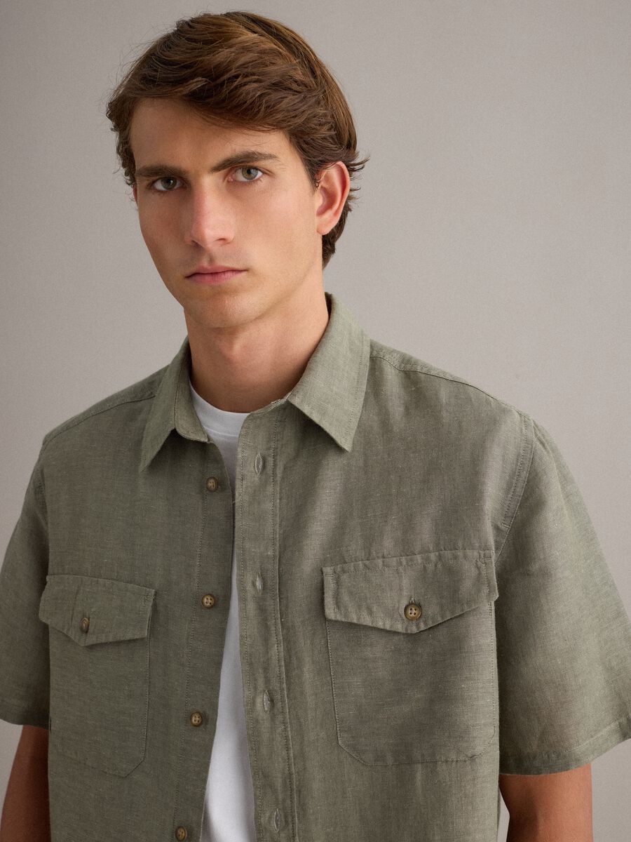 Camicia verde in misto lino e cotone regular fit_1