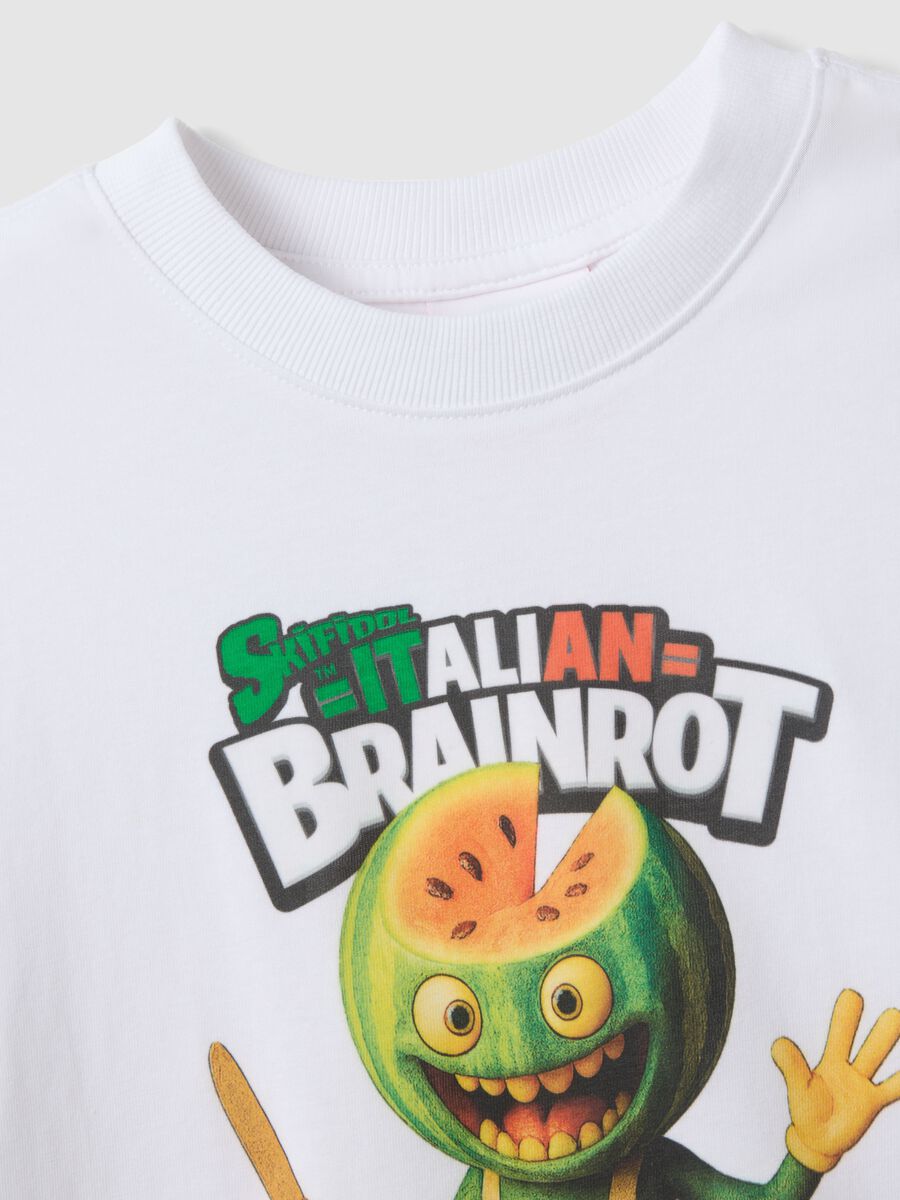 T-shirt in puro cotone bianca da bambino oversize fit con stampa_2