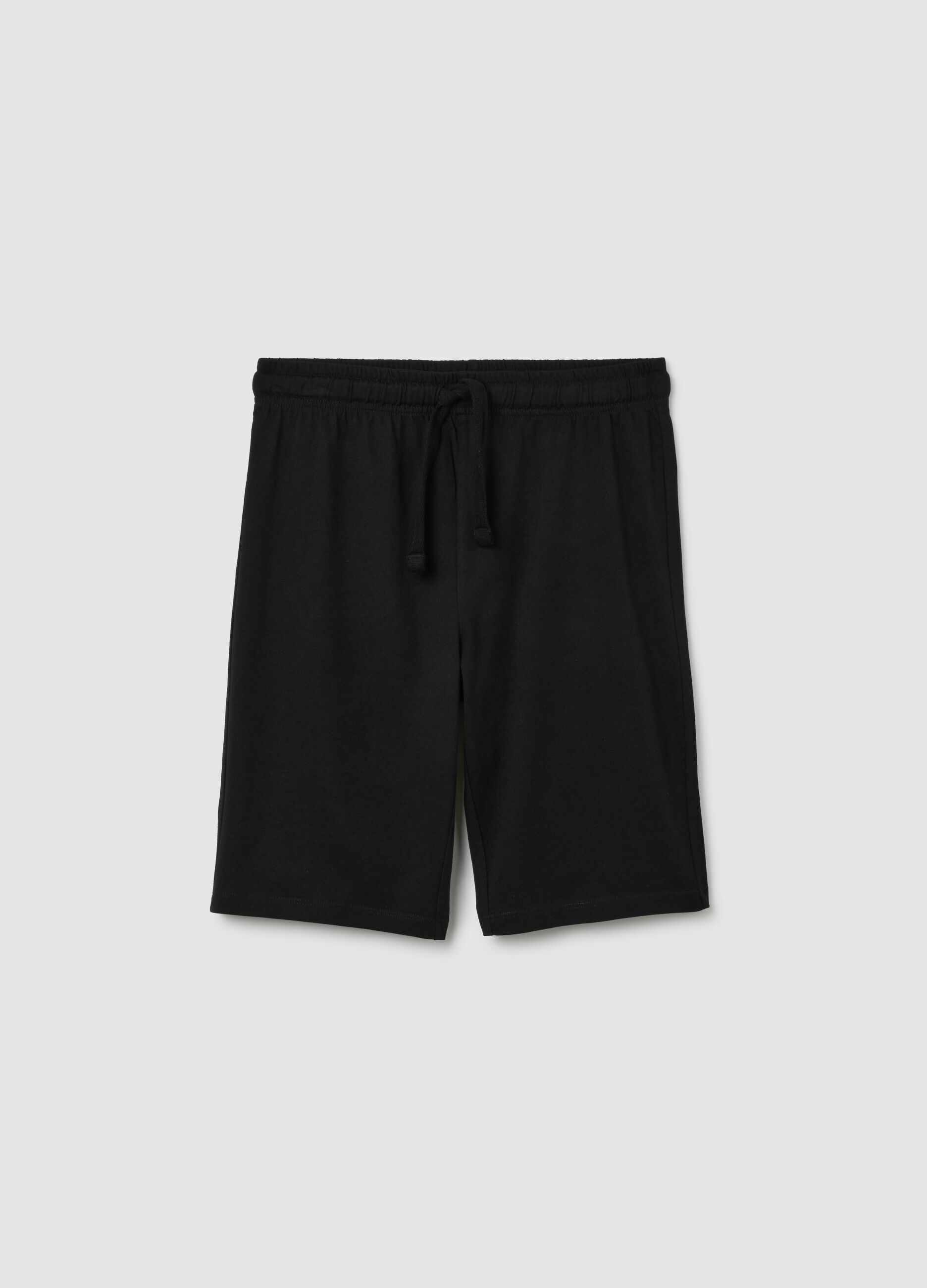 Boys&rsquo; black Bermuda shorts in 100% cotton with regular fit