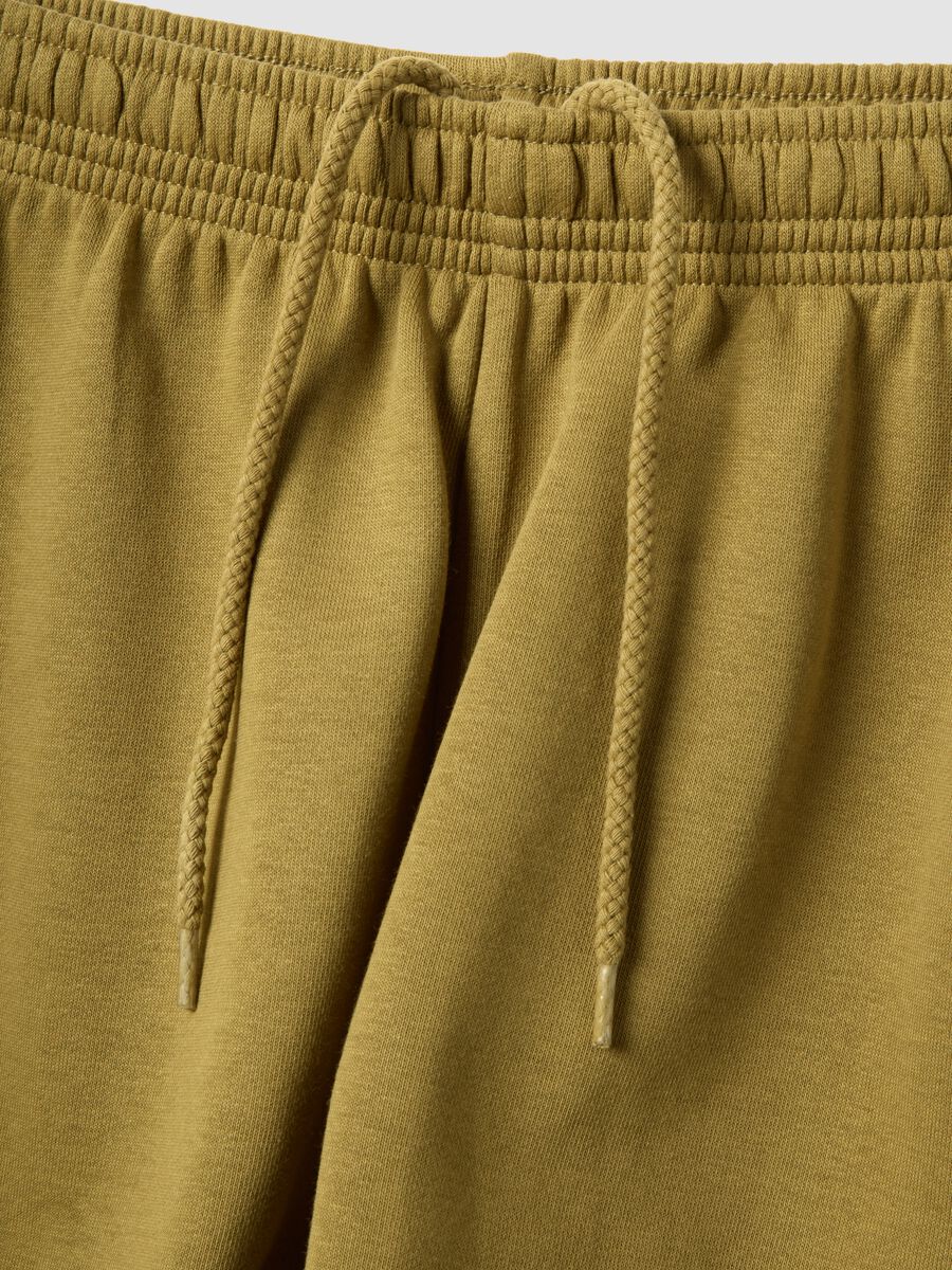 Green cotton-blend shorts with elasticated waist, regular fit_1