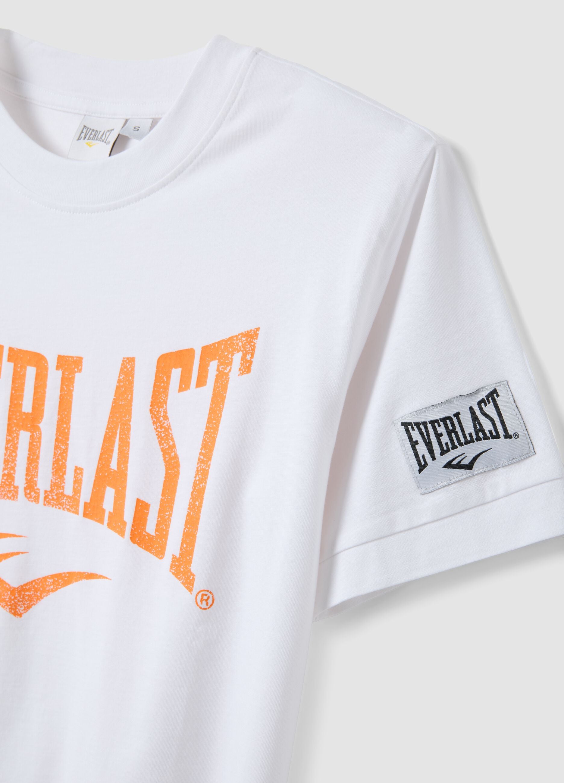 White Pure Cotton Regular Fit T-shirt with Everlast Logo