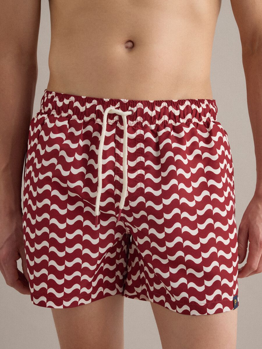 Red men&rsquo;s swim shorts with all-over print_1