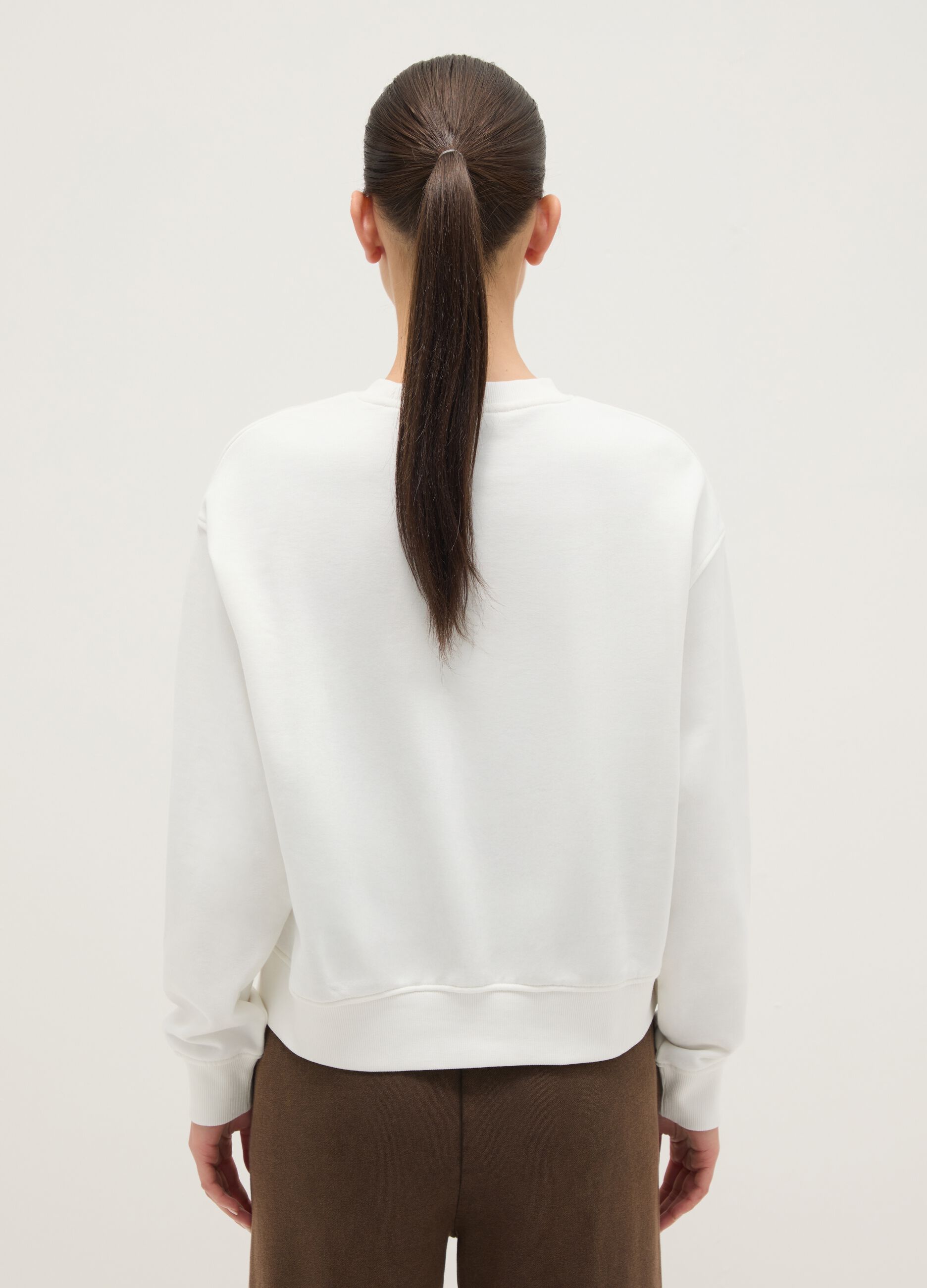 White crewneck sweatshirt in cotton blend regular fit with writing