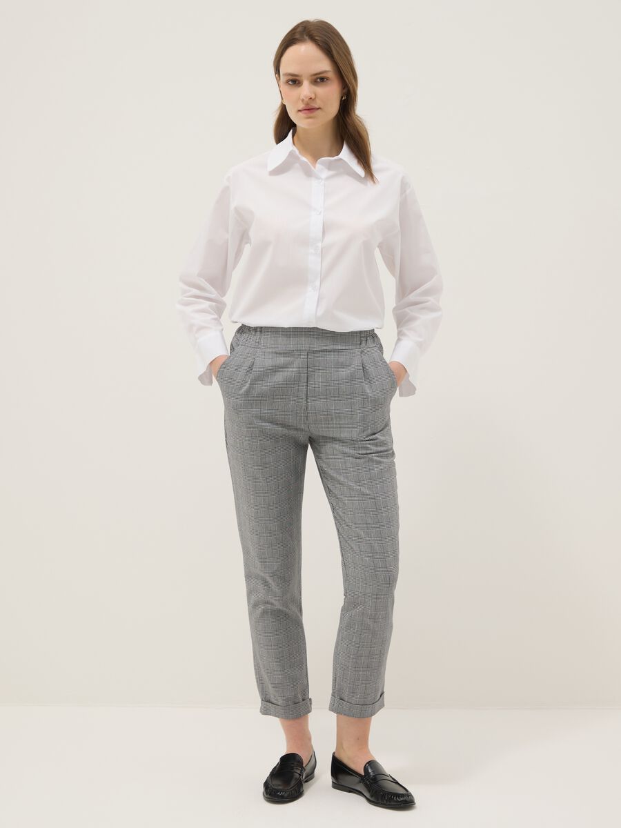 Grey checked regular-fit stretch cotton-blend trousers_0