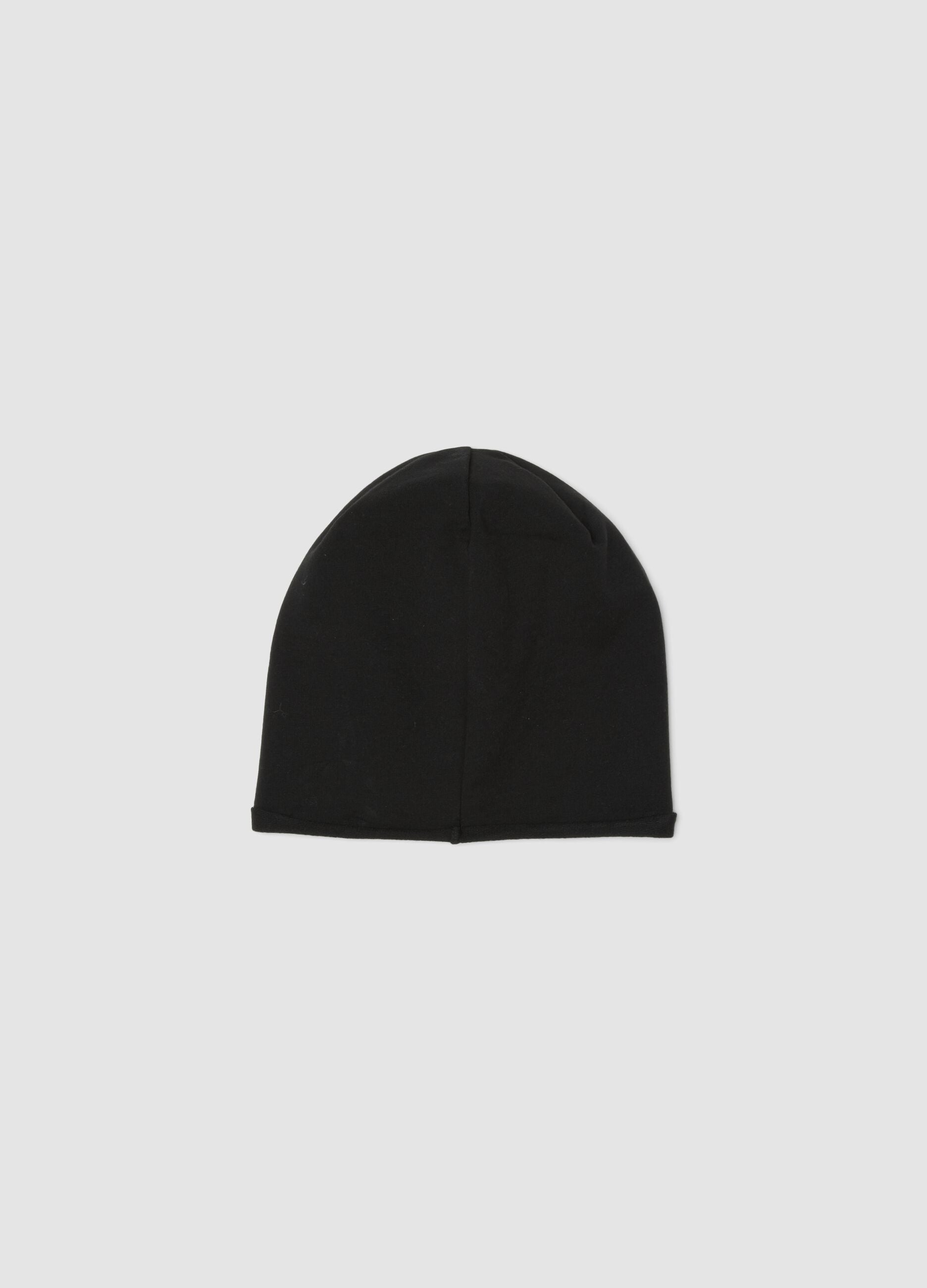 Girls&rsquo; black stretch cotton jersey hat with Lilo & Stitch print