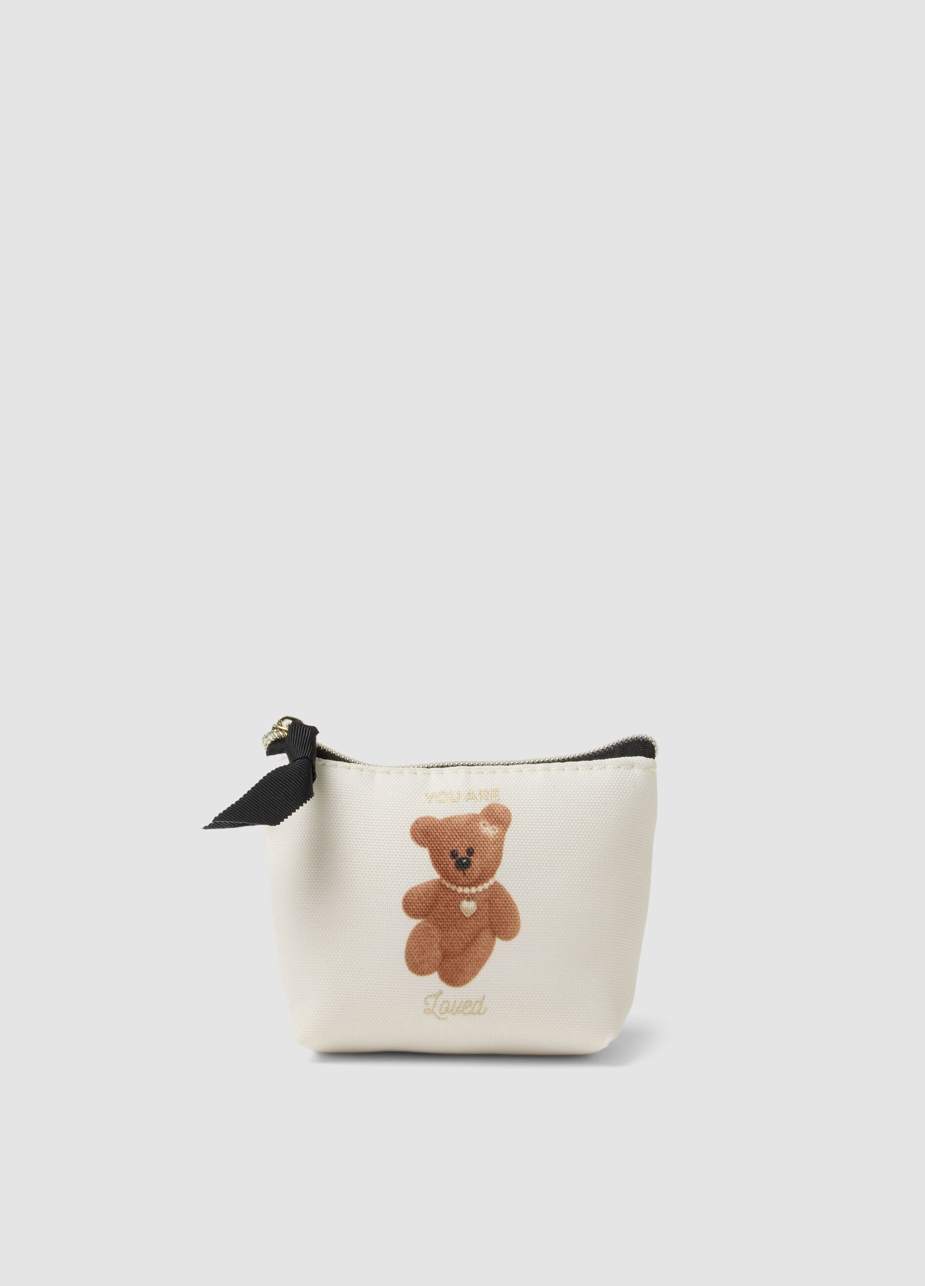 White pouch with teddy print
