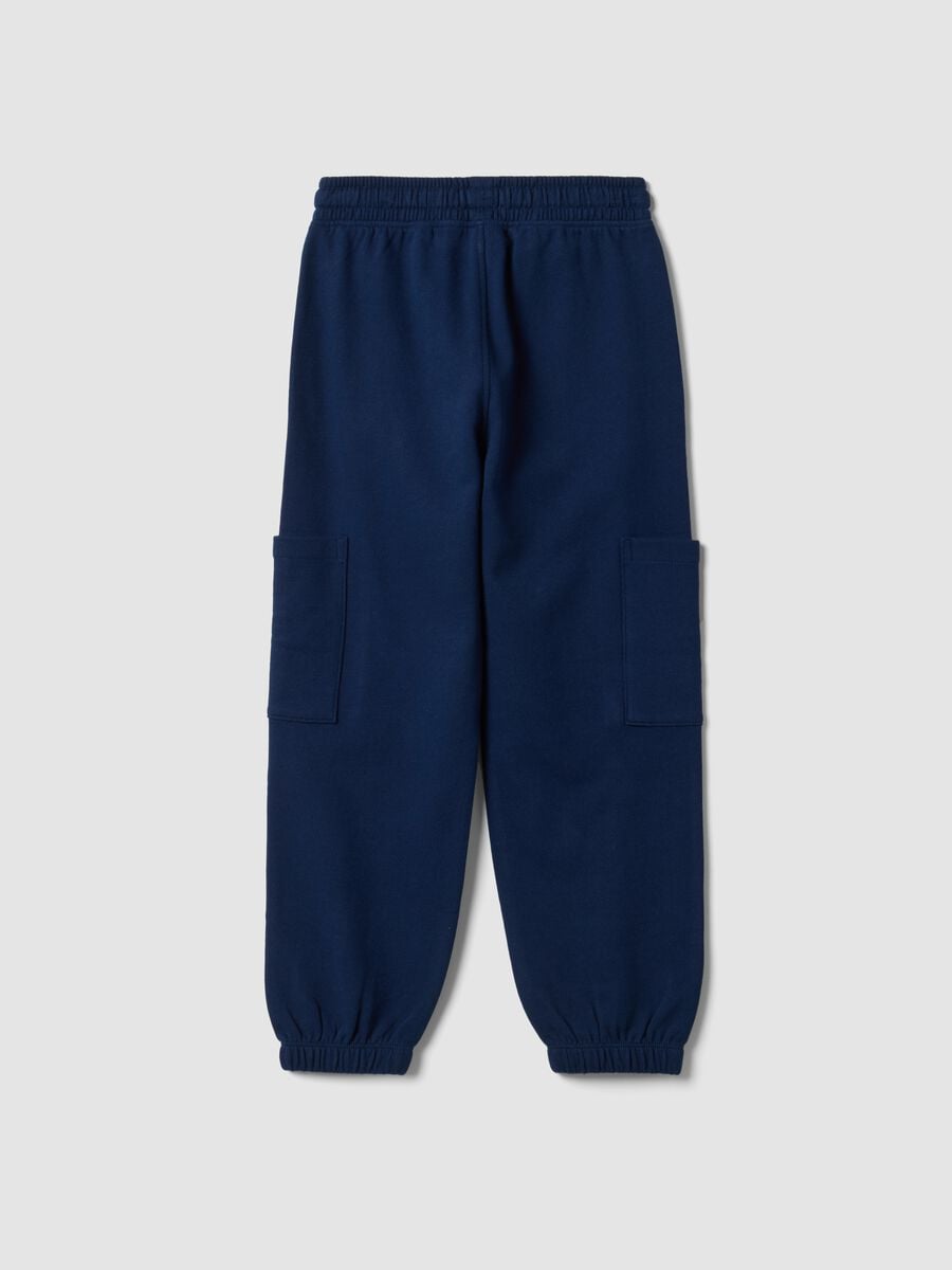 Pantaloni jogger blu in puro cotone organico con tasche cargo per bambino_1