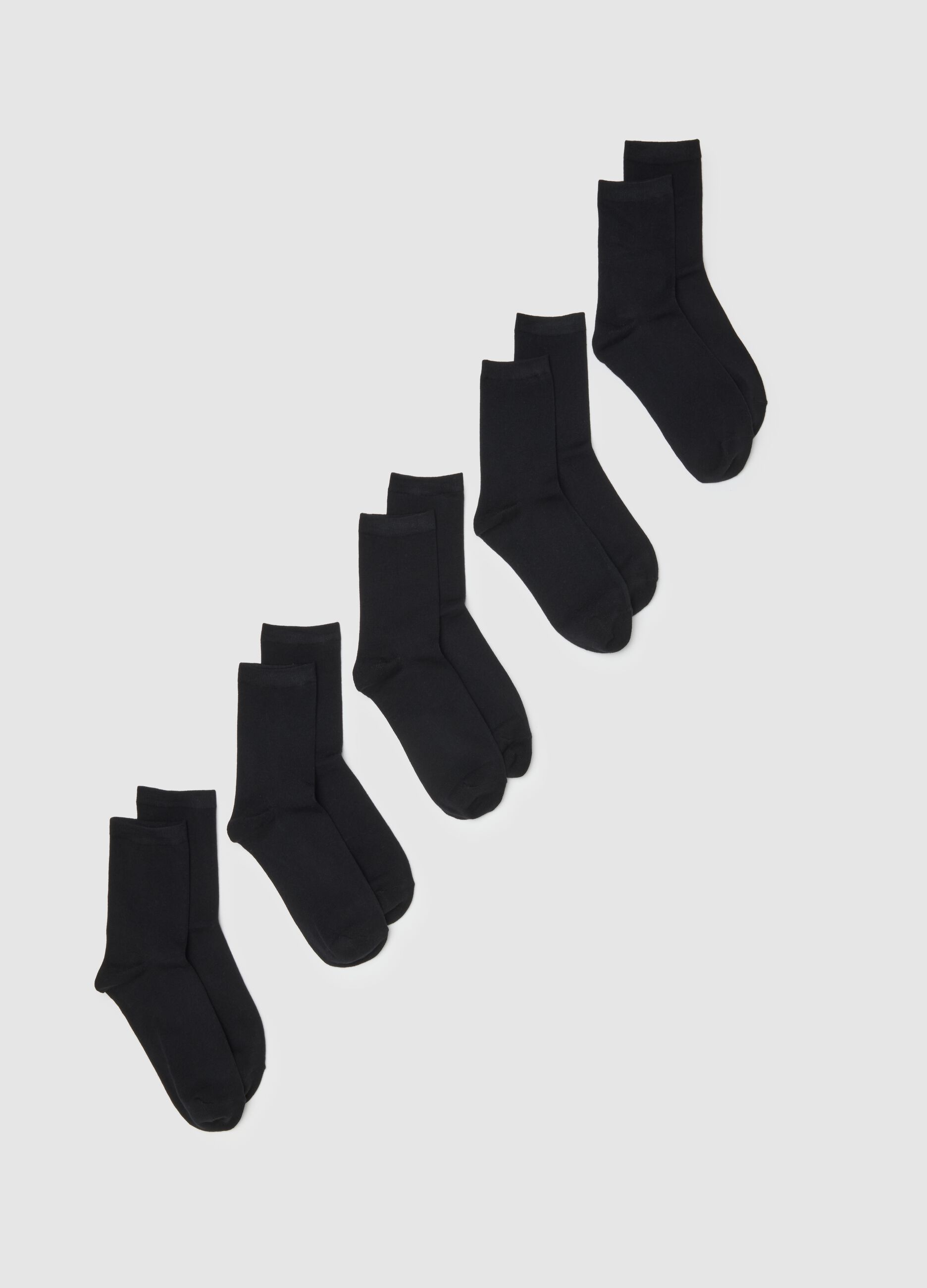 Multipack of regular fit black cotton blend socks