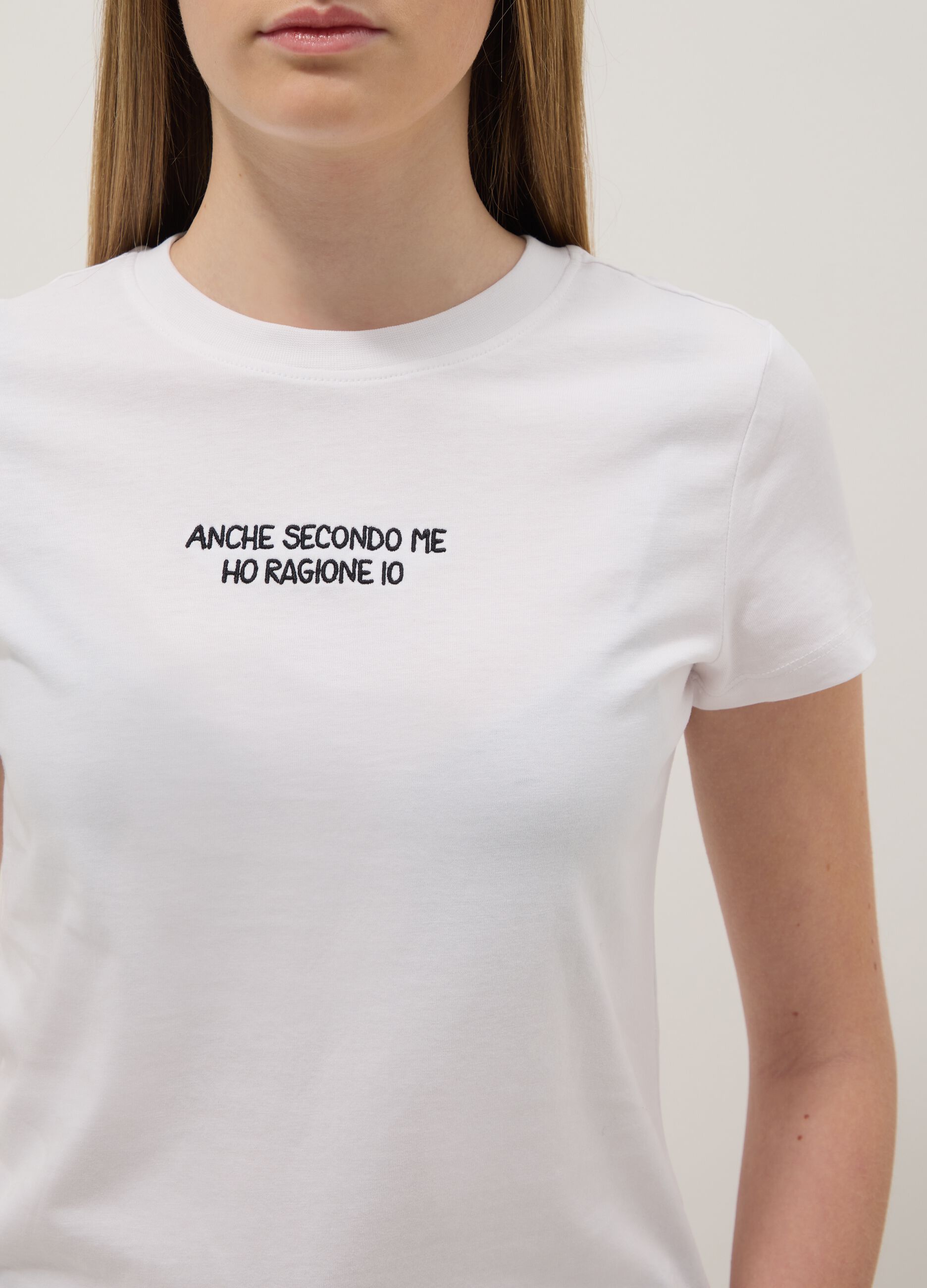 White pure cotton girls' regular fit t-shirt with text